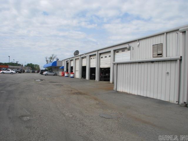 Cabot City Area - Commercial Sale