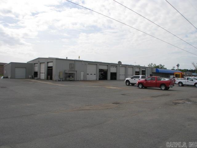 Cabot City Area - Commercial Sale