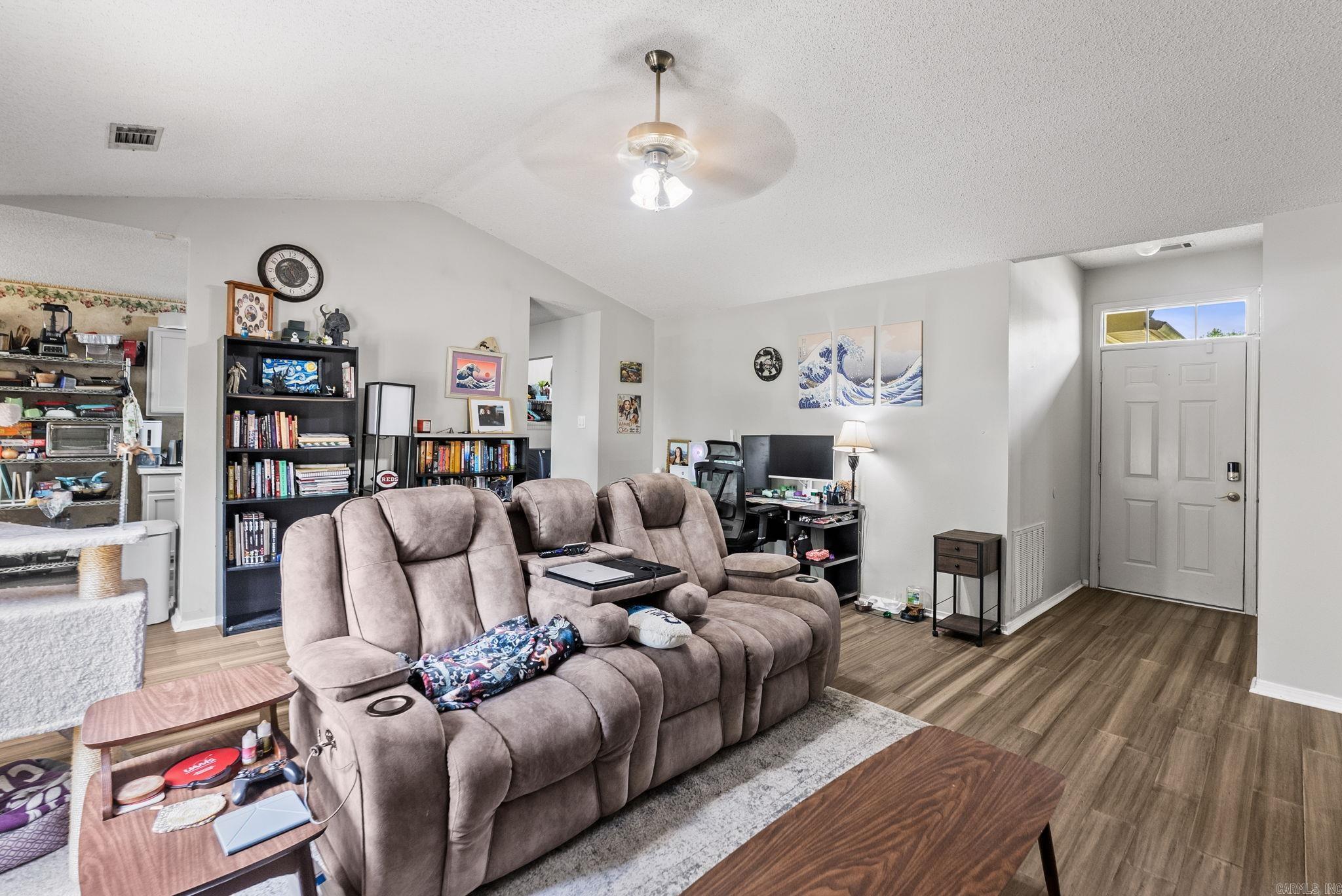 MEADOW RIDGE ADDN - Residential