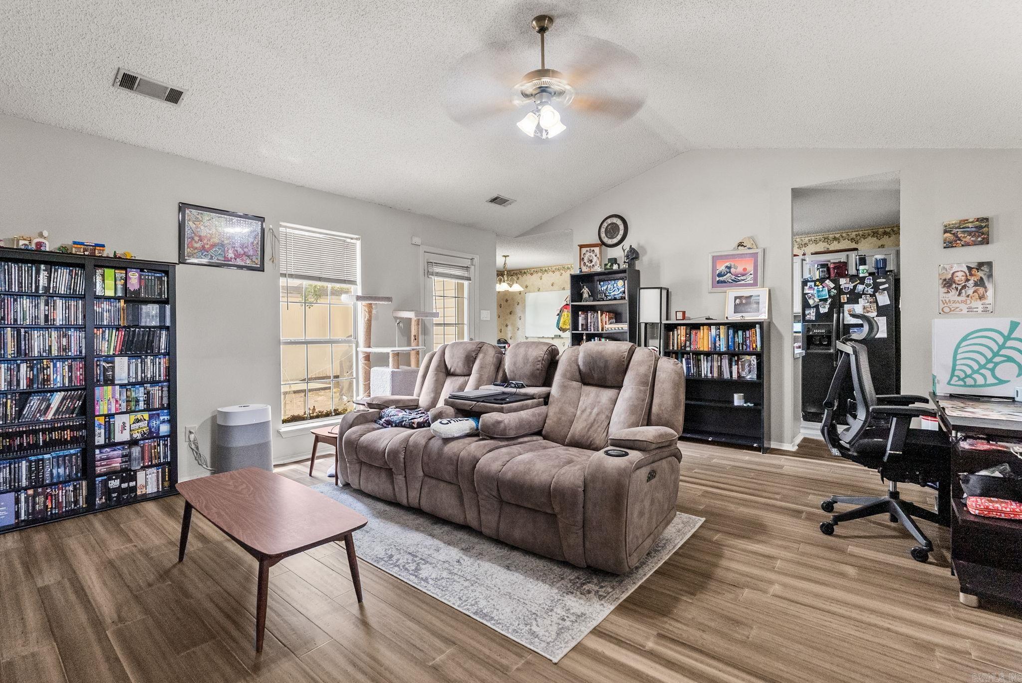 MEADOW RIDGE ADDN - Residential