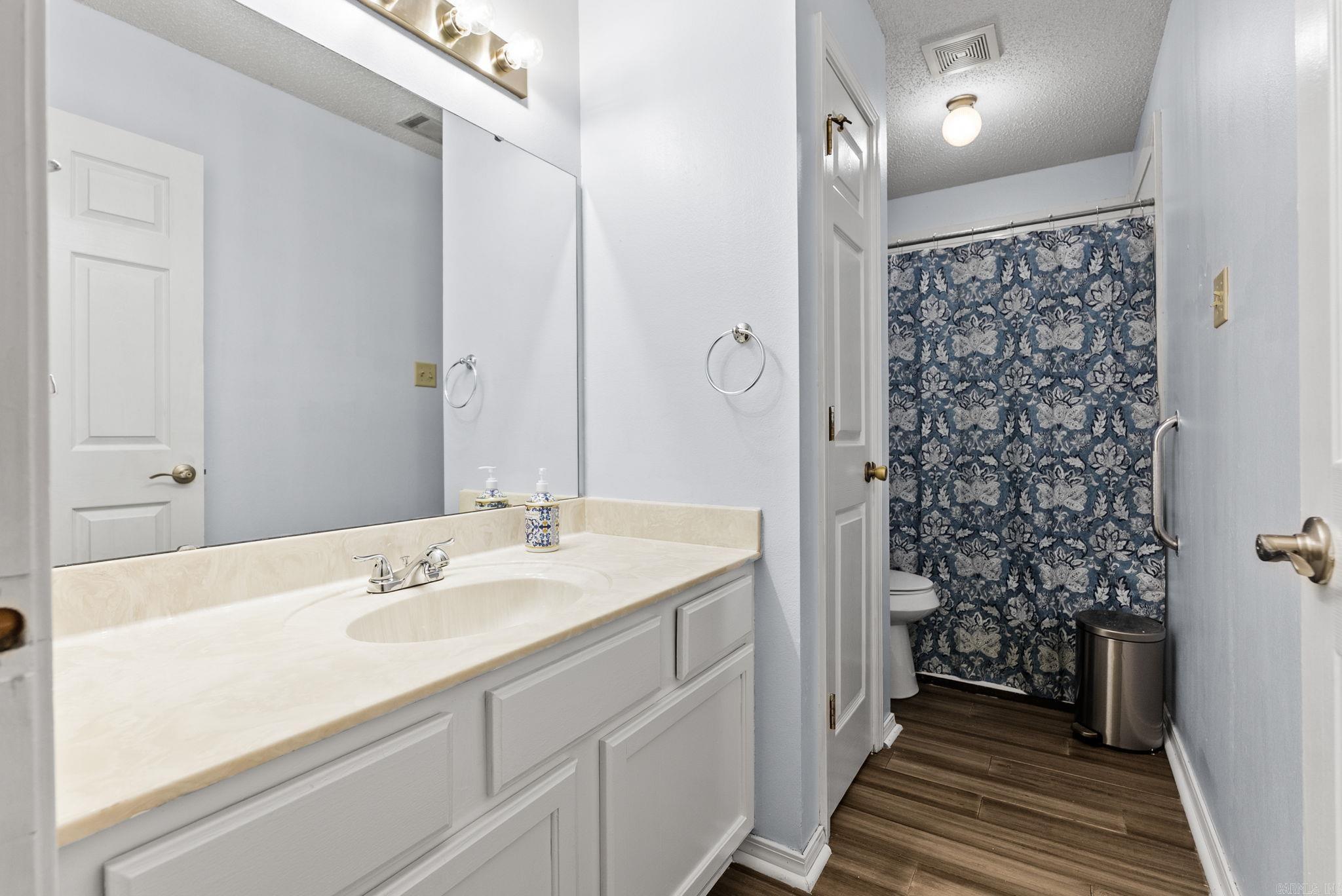MEADOW RIDGE ADDN - Residential