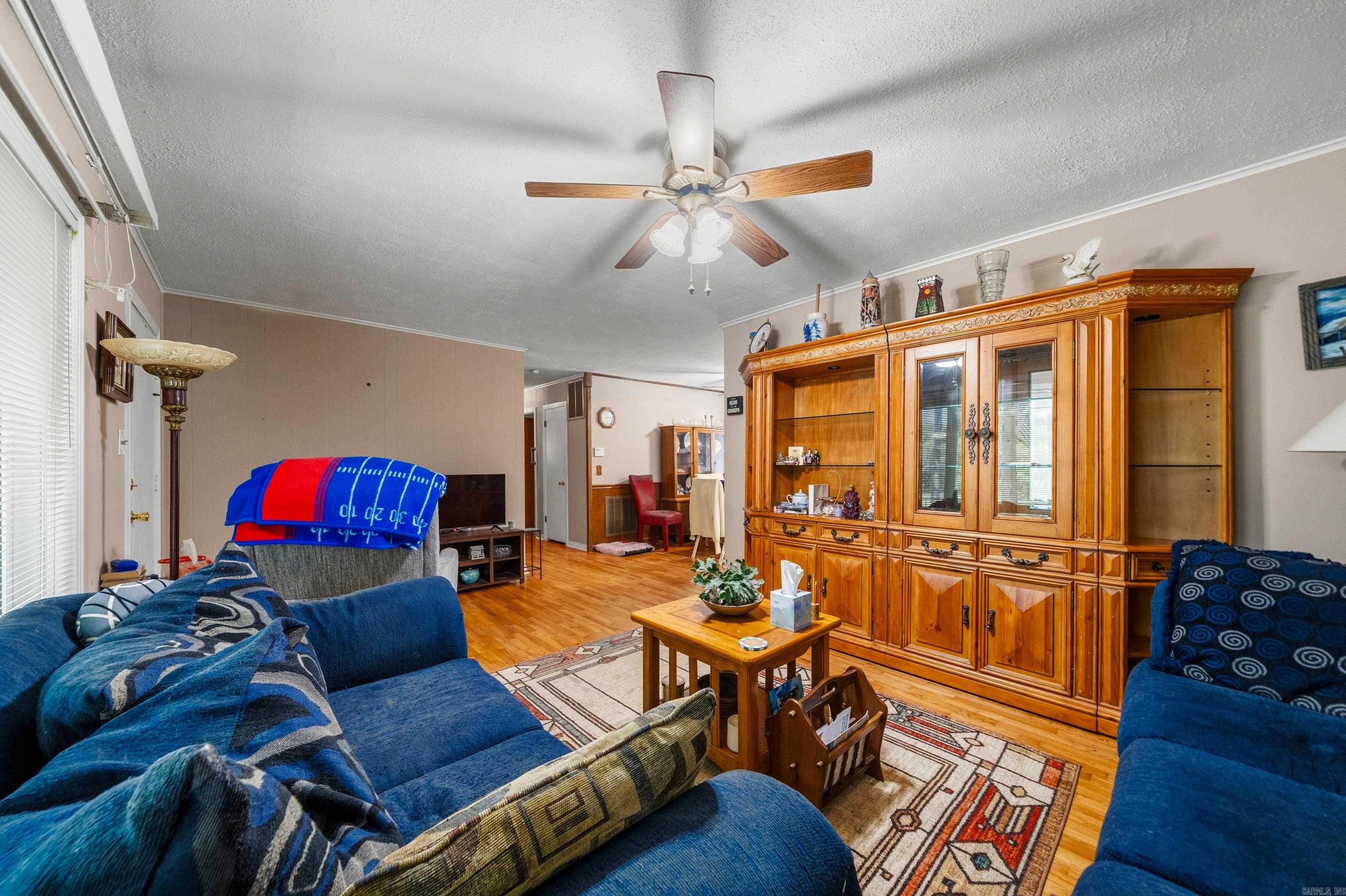 LAKESHORE HEIGHTS - Residential