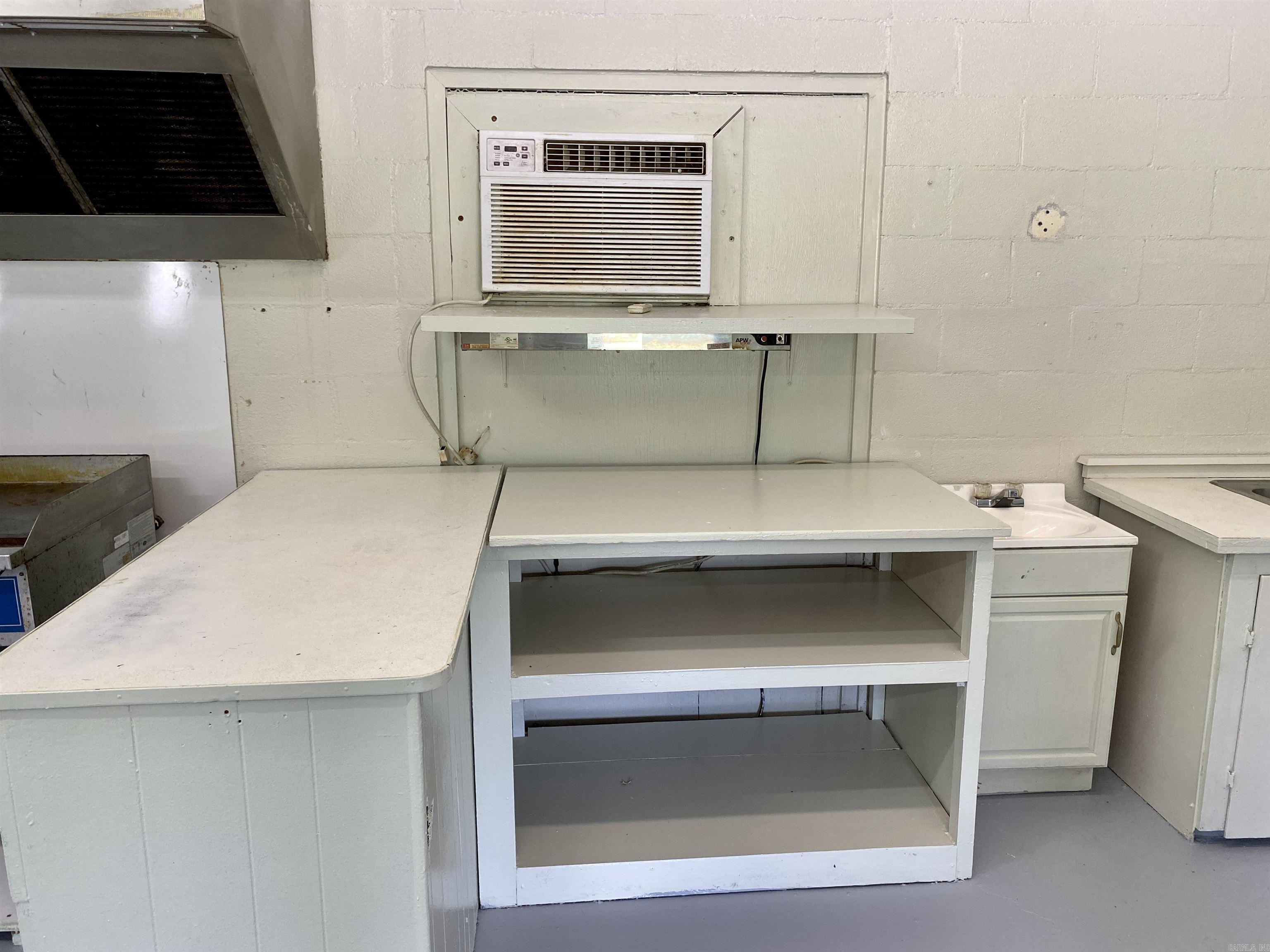 Metes & Bounds - Commercial Sale