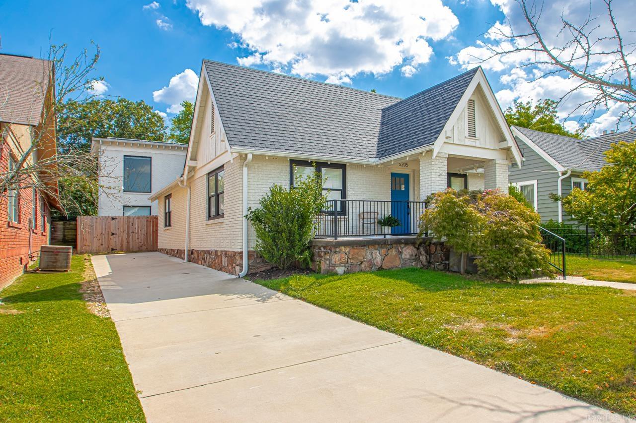 MCGEHEE - Residential