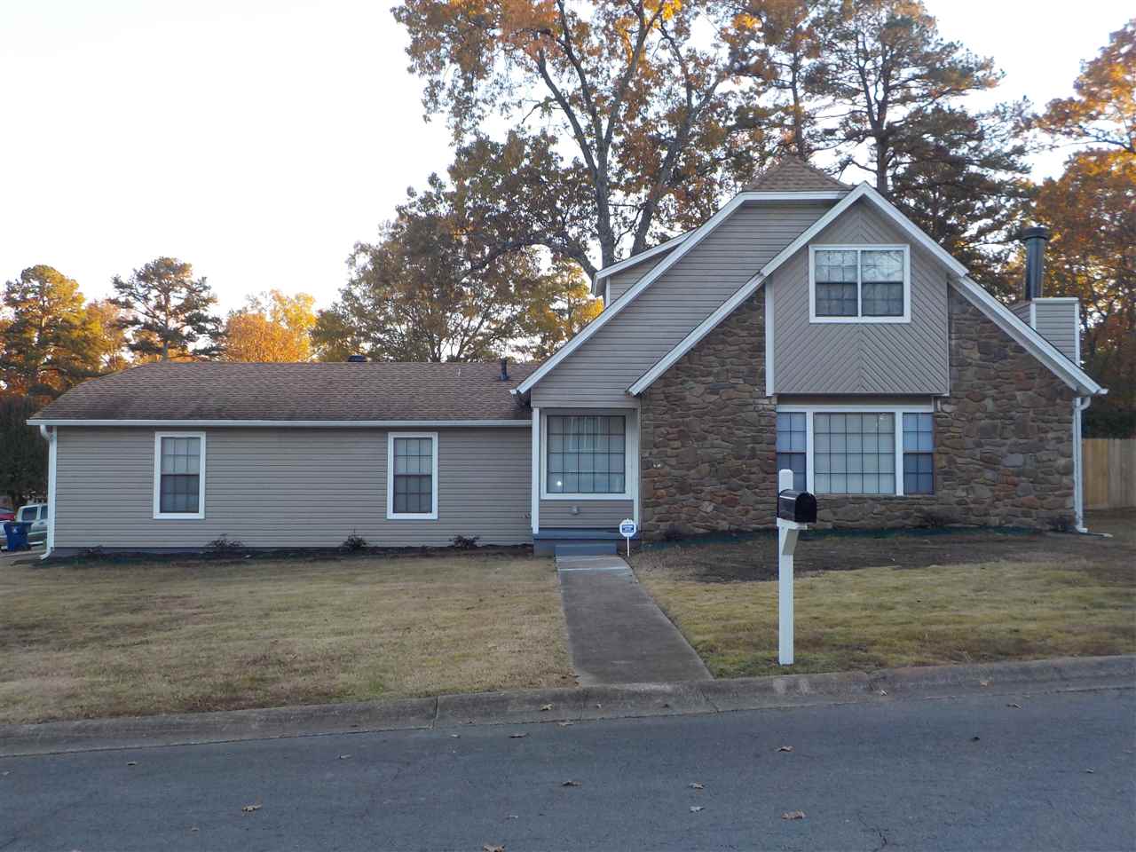Rolling Oaks - Residential Lease