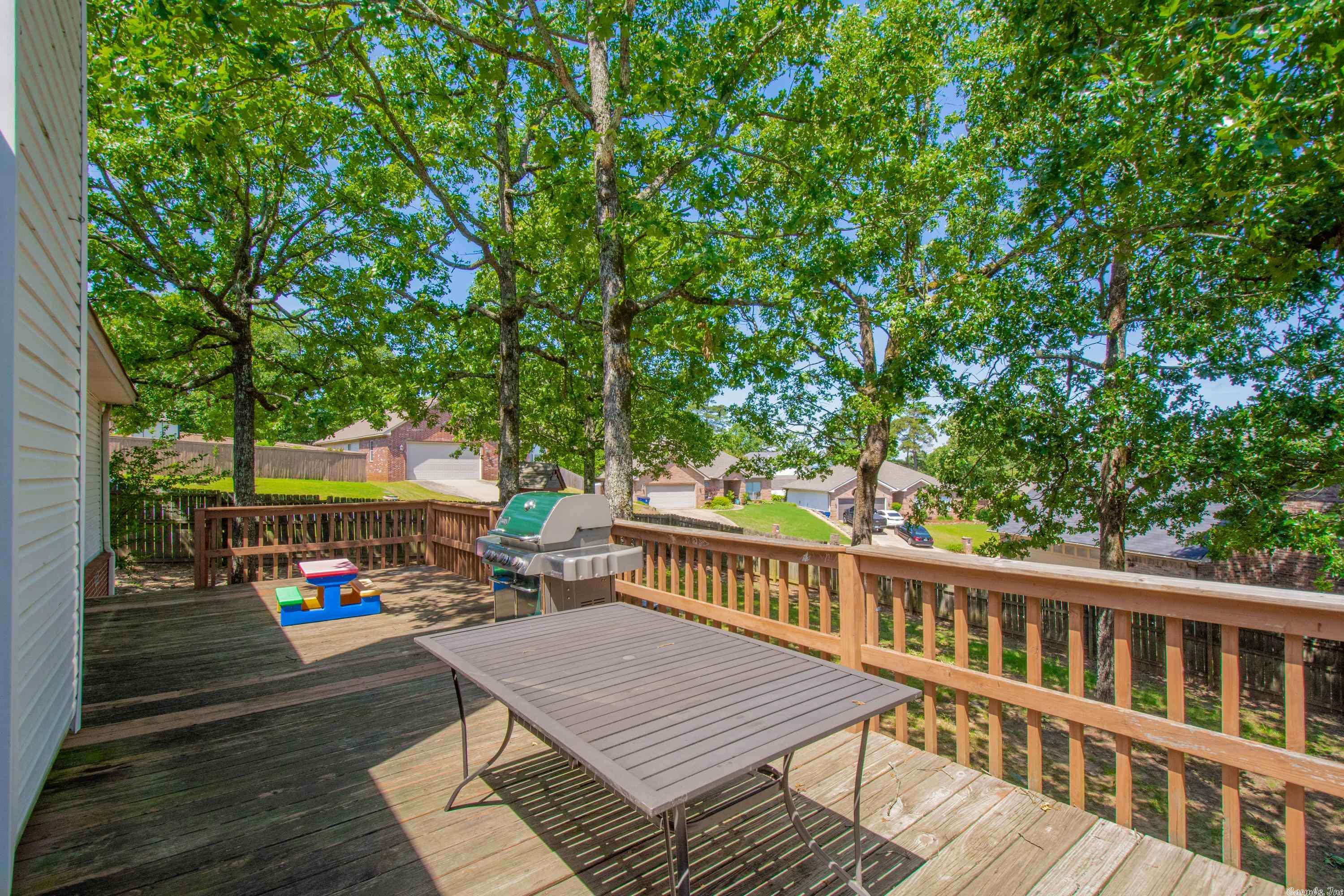 NORTH POINTE ADDN - Residential