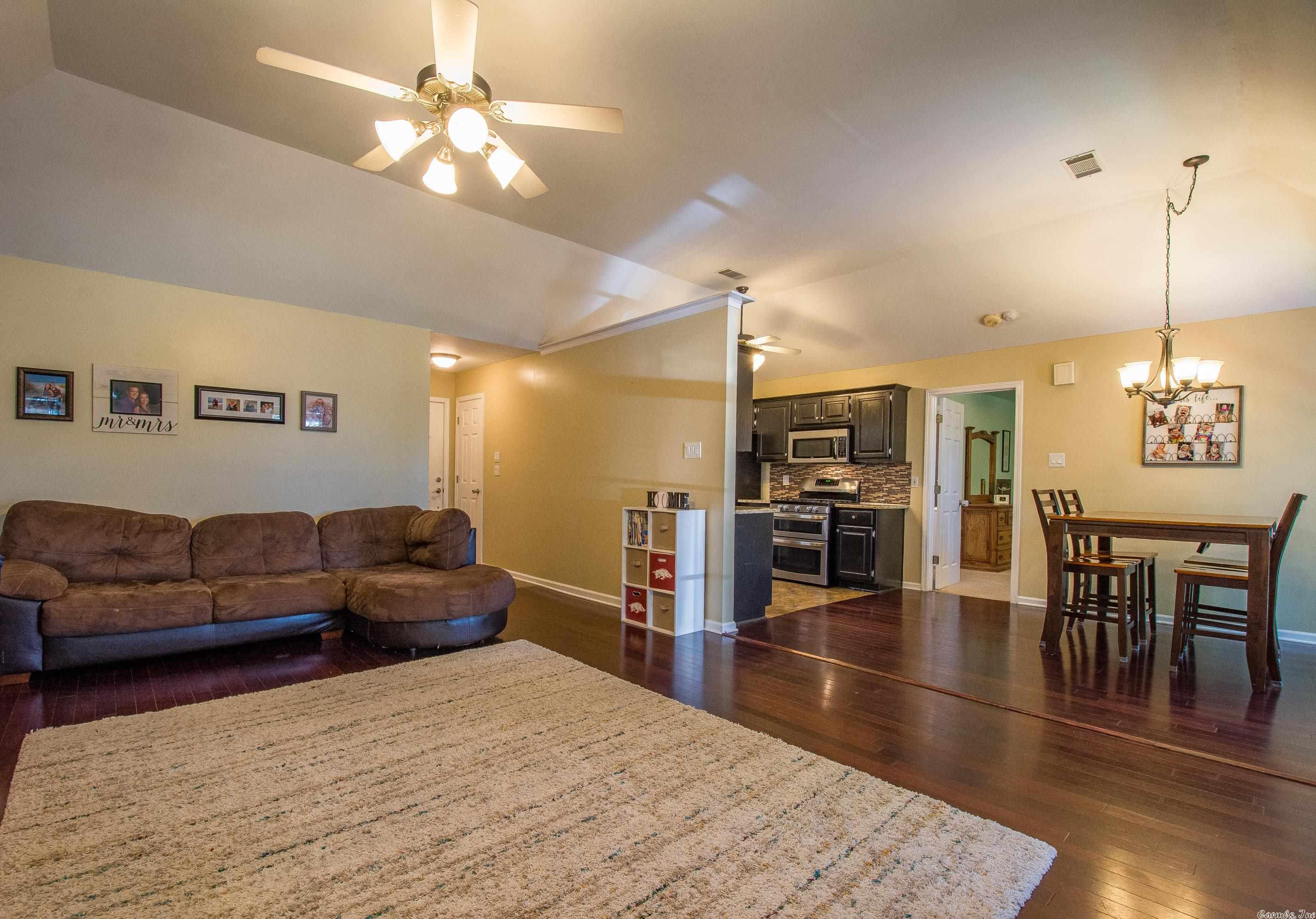 NORTH POINTE ADDN - Residential