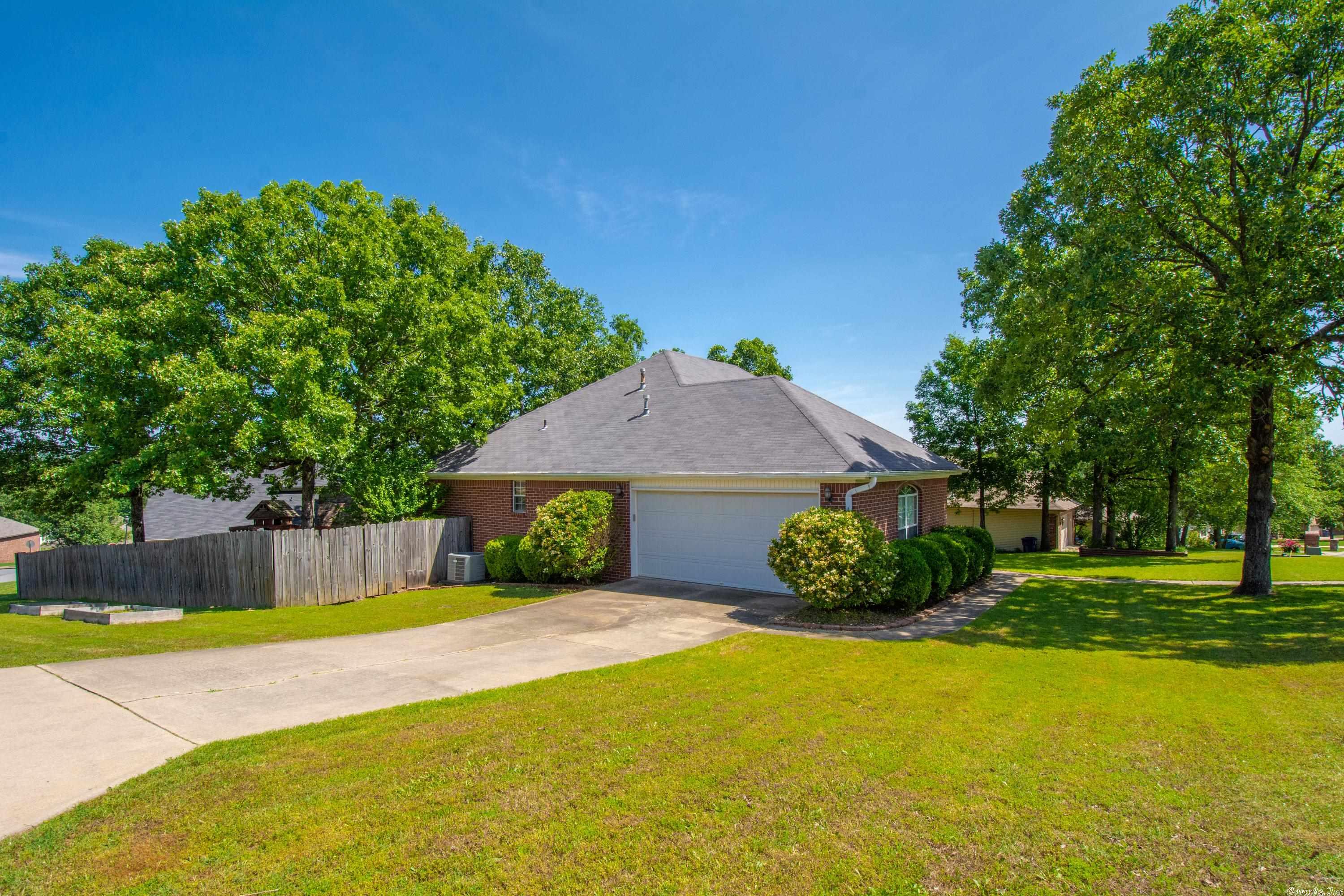 NORTH POINTE ADDN - Residential