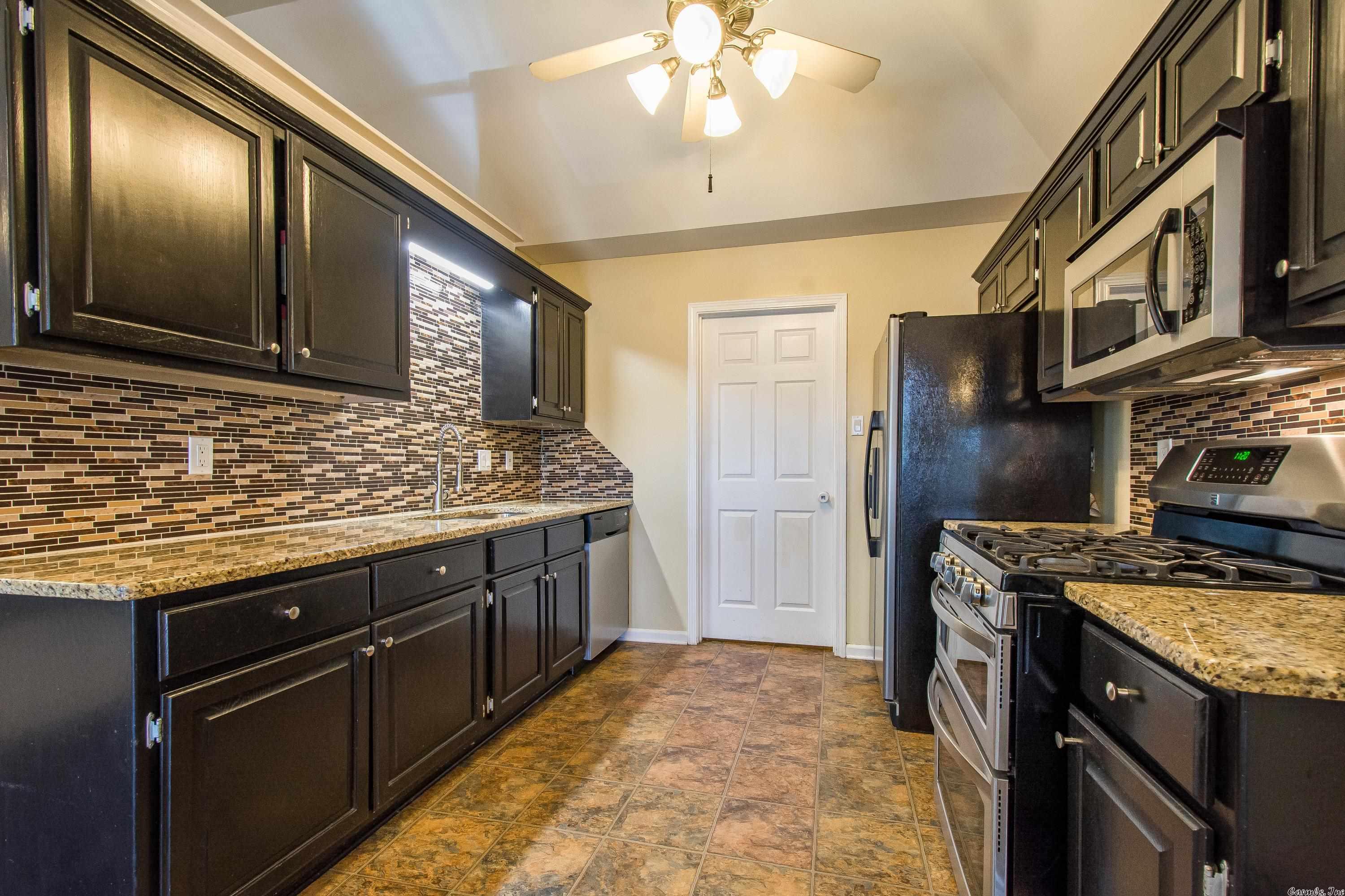 NORTH POINTE ADDN - Residential