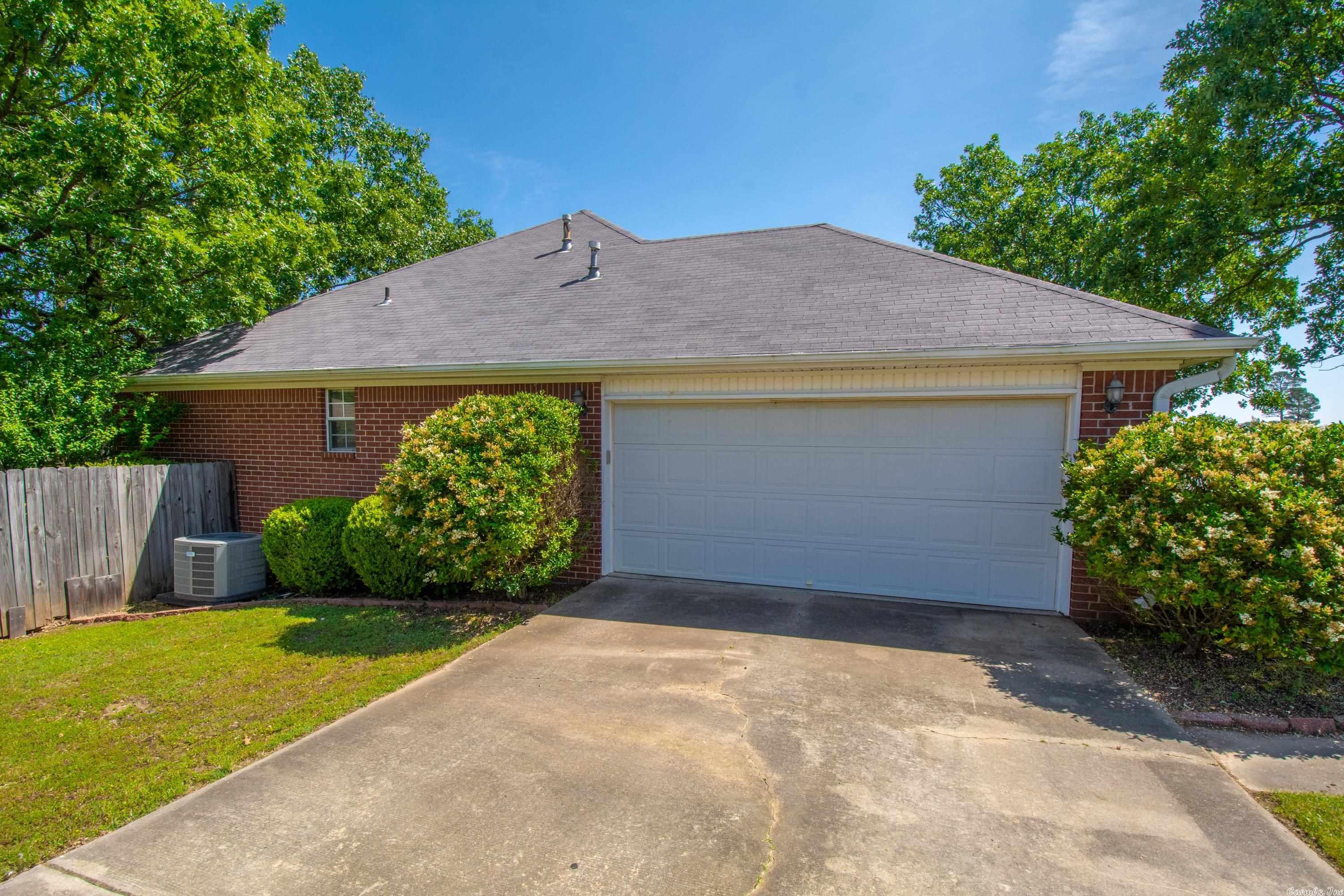 NORTH POINTE ADDN - Residential