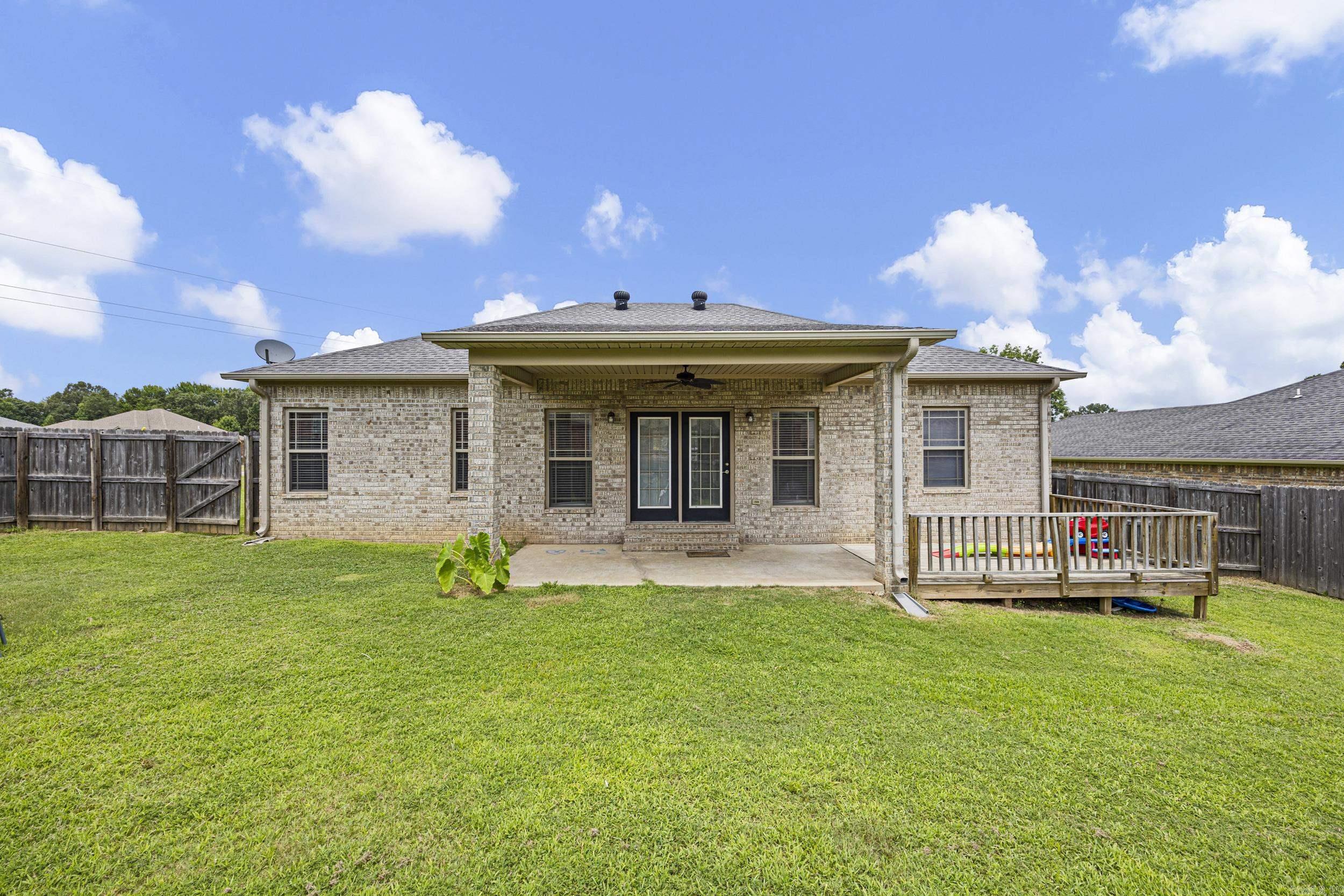 ASHBROOK ESTATES - Residential