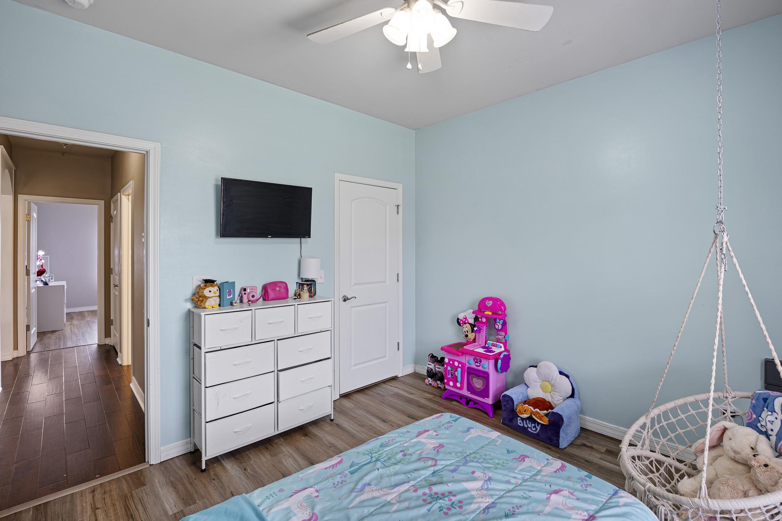 ASHBROOK ESTATES - Residential