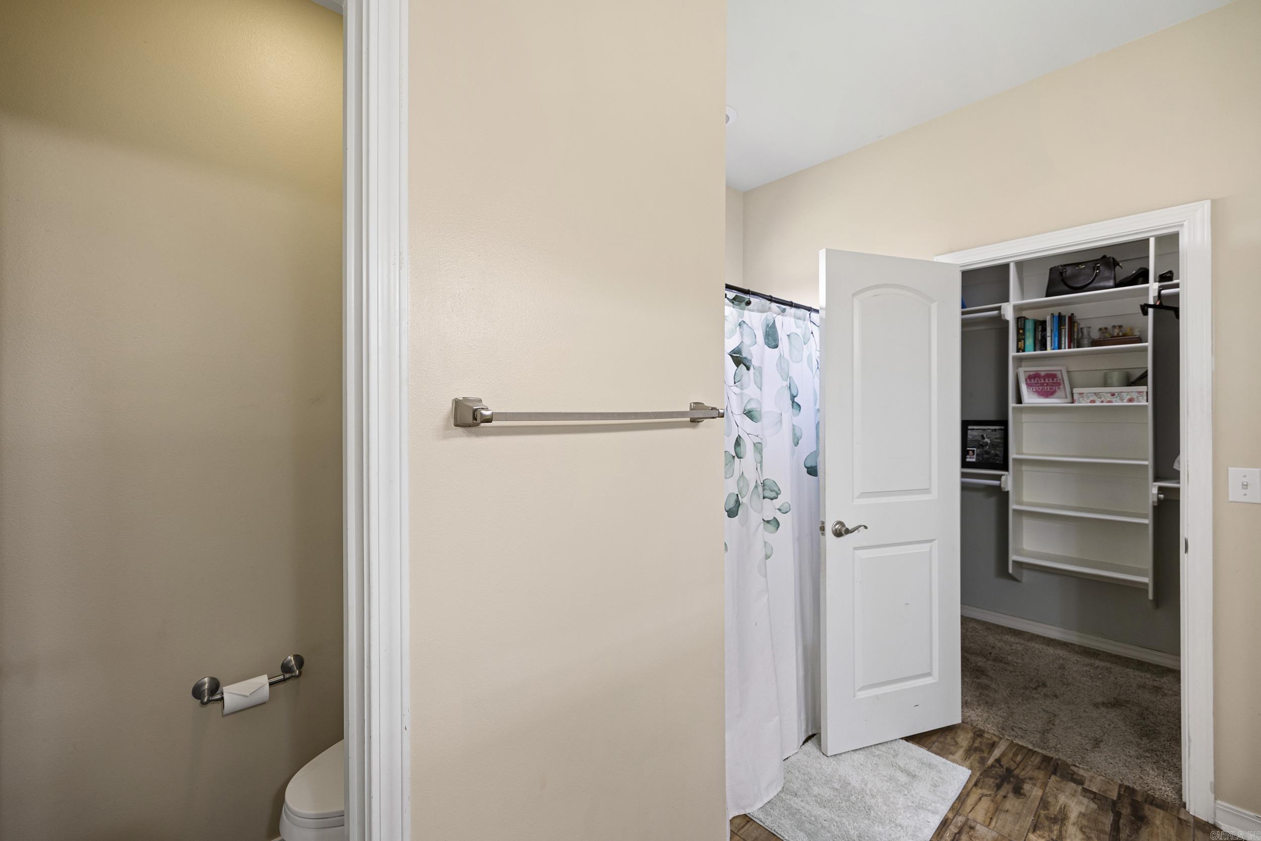 ASHBROOK ESTATES - Residential