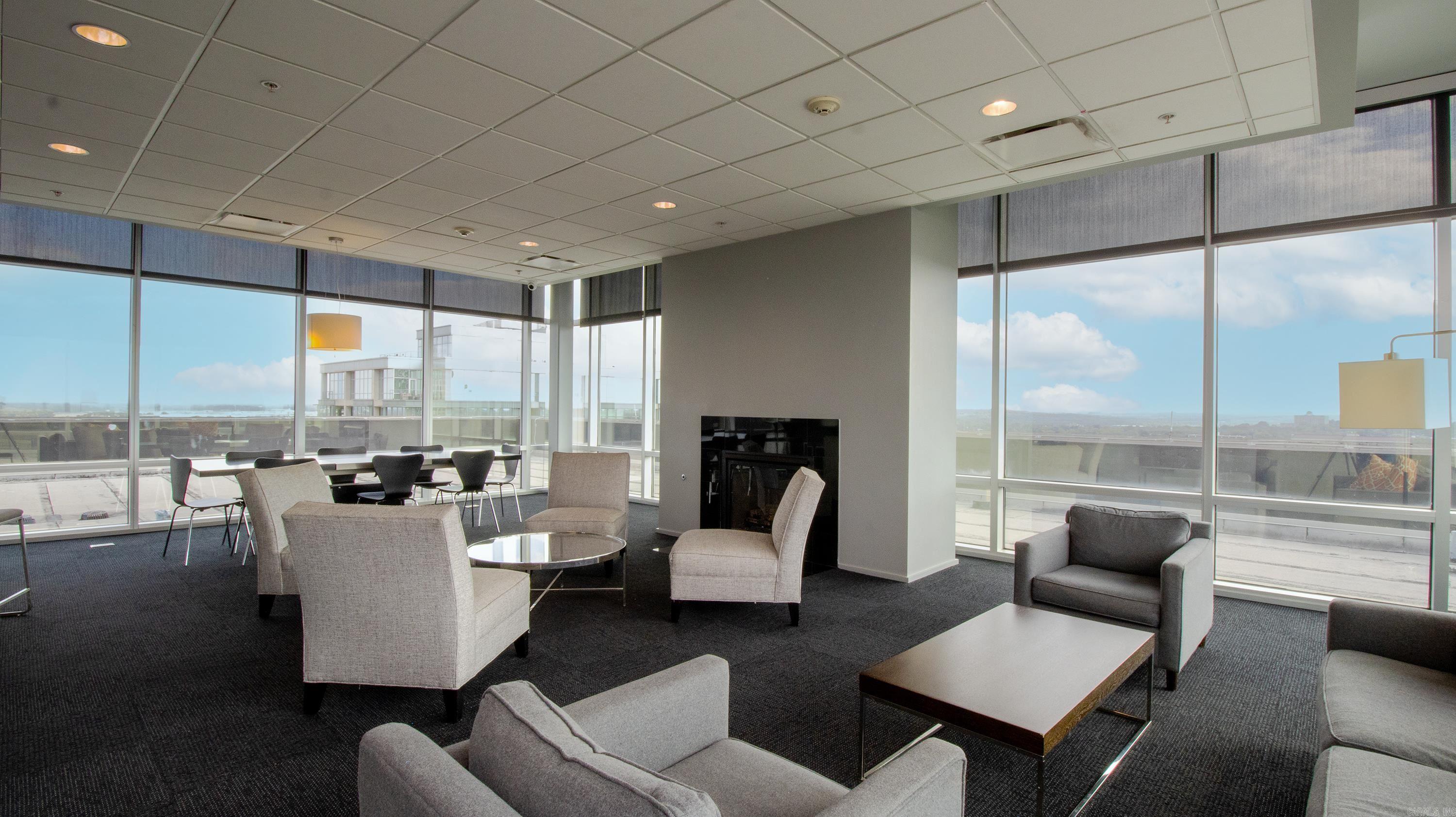 300 THIRD HPR - Residential