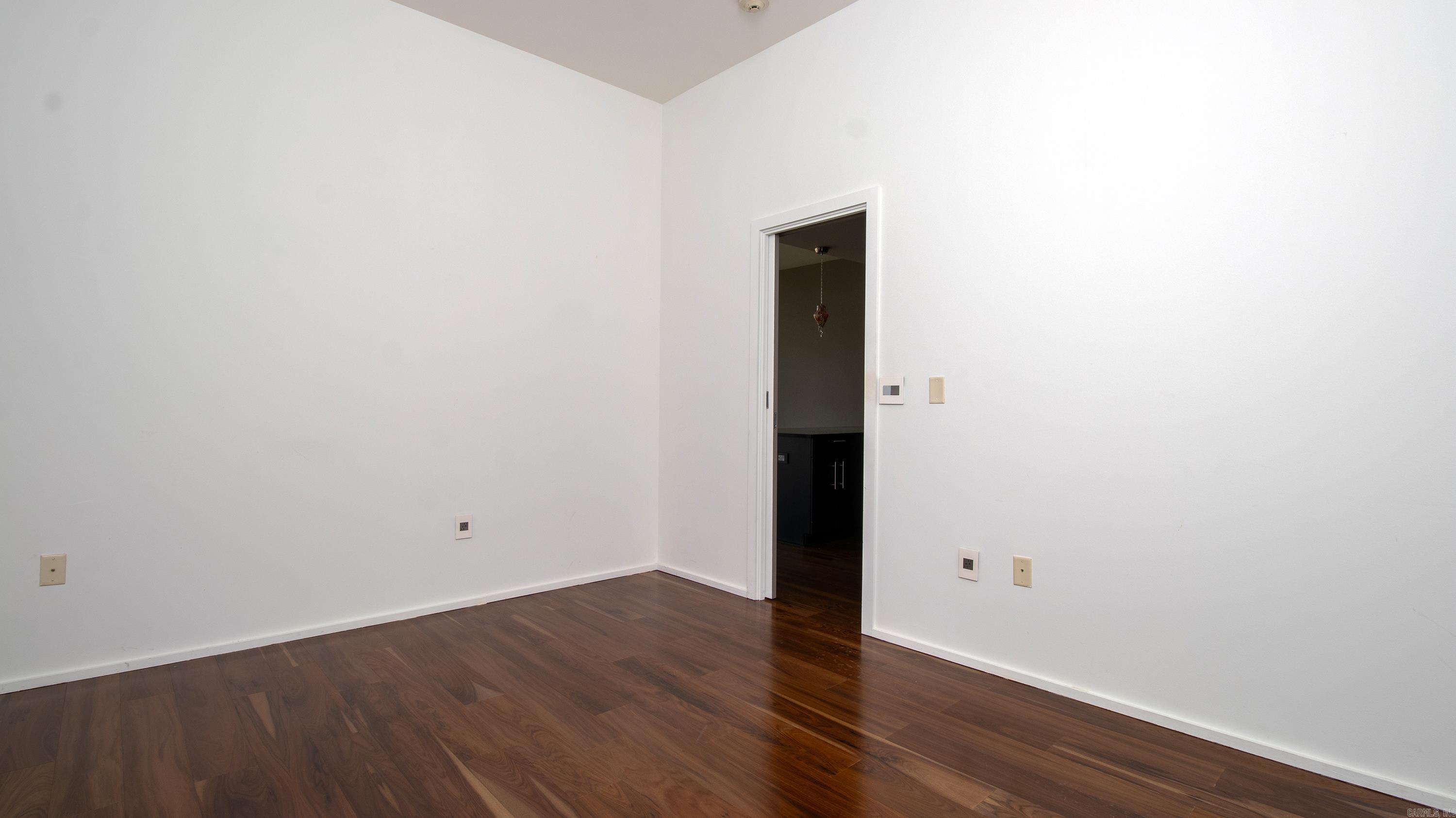 300 THIRD HPR - Residential