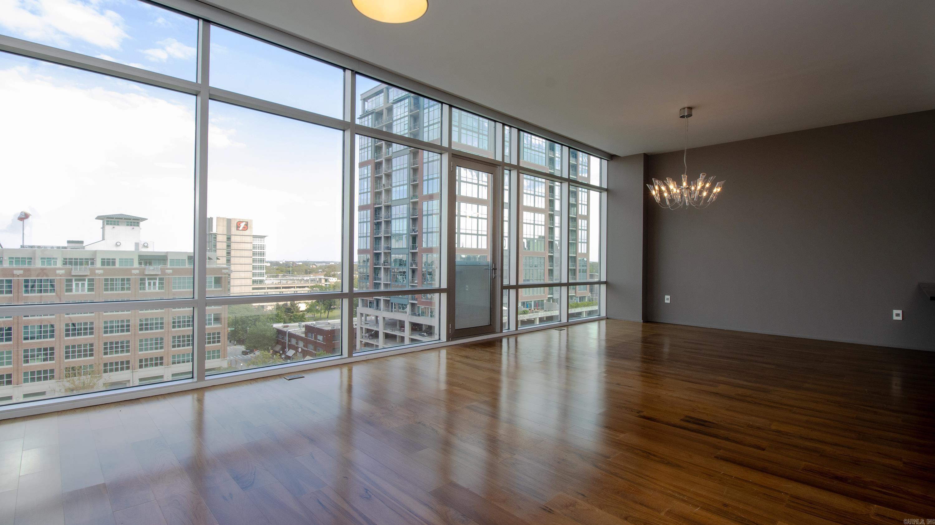300 THIRD HPR - Residential