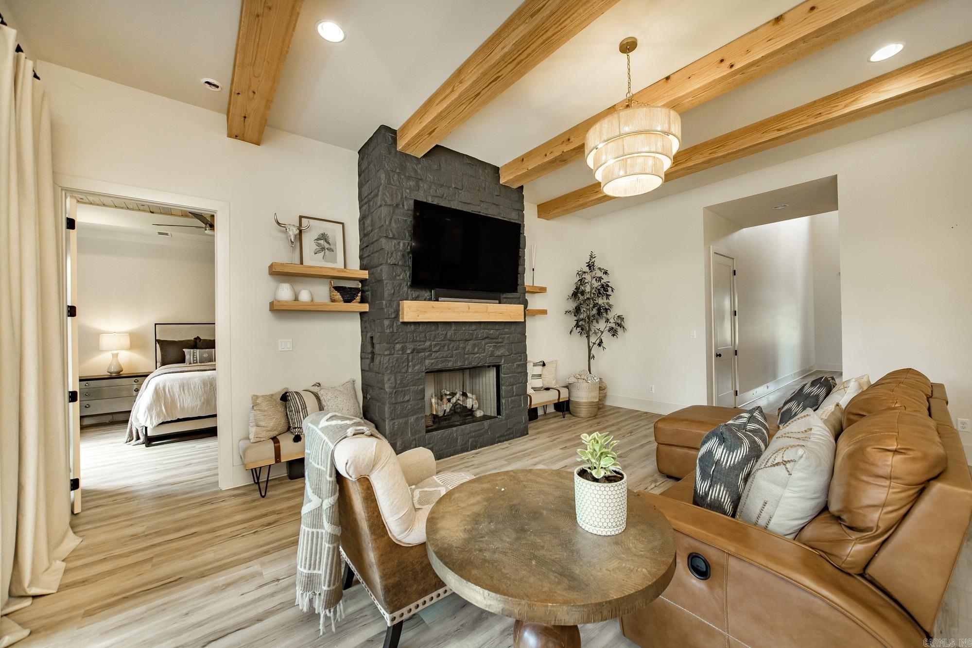 FLETCHER VALLEY "FLETCHER RIDGE" - Residential
