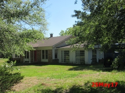 OKOLONA... 2BR 1 bath $18,500!! large lot, appx 8 miles from I-30.. 1932 sf.. needs work...SOLD AS-IS - CASH or conventional rehad offers ONLY.. Decisions may take 1 week. large lot with house that offers nice curb appeal, lots of privacy in small town.. house needs lots of work but was a grand house at one time.. priced right for someone to put $$$ and lots of sweat to making it a home again