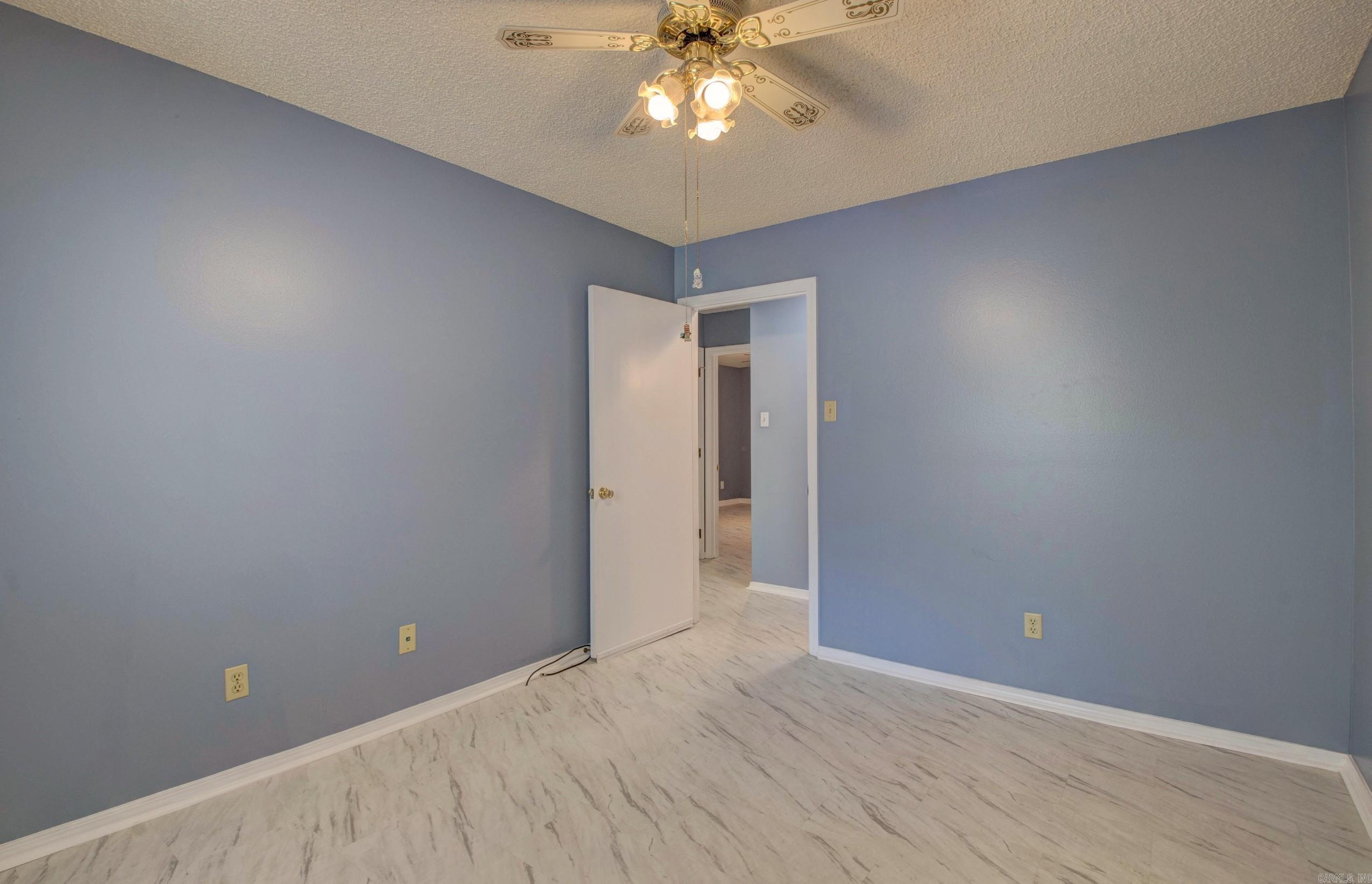 PARKWAY PLACE - Residential