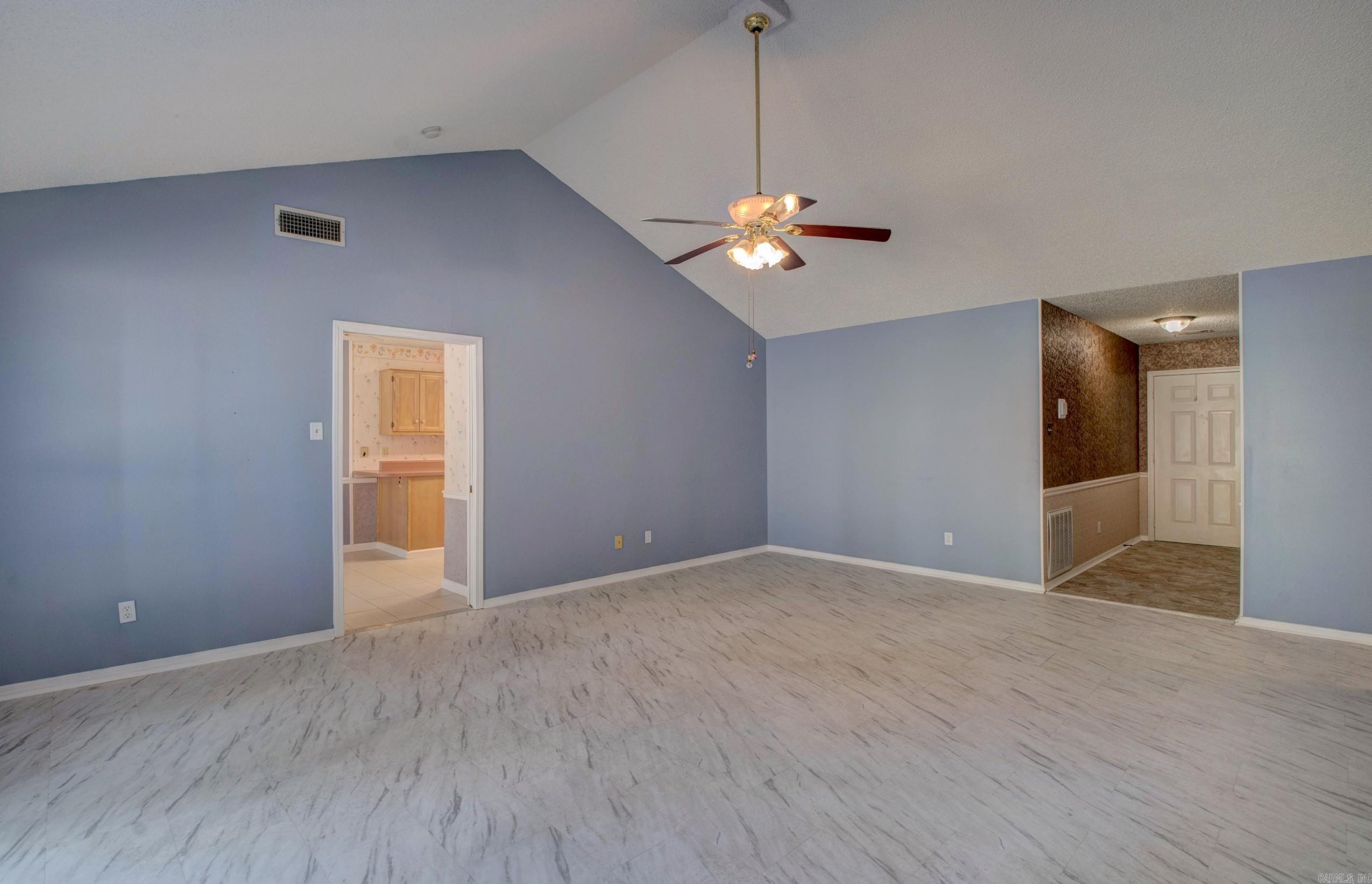 PARKWAY PLACE - Residential