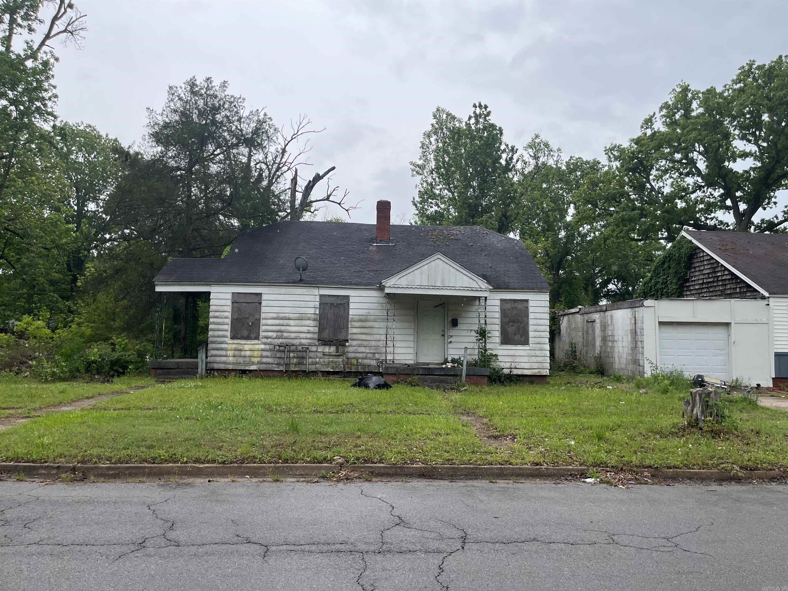 INVESTOR SPECIAL – 3 VALUE-ADD PROPERTIES IN PINE BLUFF, AR Excellent opportunity for investors, landlords, and rehabbers! Property 1: Duplex at 2000-2002 W 30th St. Two 1 bed/1 bath units. Needs repairs but offers strong cash-flow potential with two rental incomes from one property. Property 2: 2 bed/1 bath mobile home on an R-2 zoned lot. Electrical service already in place. Property needs repairs and a driveway, or take advantage of the zoning and build to suit. Great redevelopment opportunity. Property 3: 3 bed/1 bath single-family home on a large lot. Needs updates and repairs. Ideal for a fix-and-flip or long-term rental. Pine Bluff offers affordable acquisition costs and strong upside for investors seeking rental income, renovation projects, or redevelopment opportunities. Buy individually or as a package and create value through improvements and increased rents.
