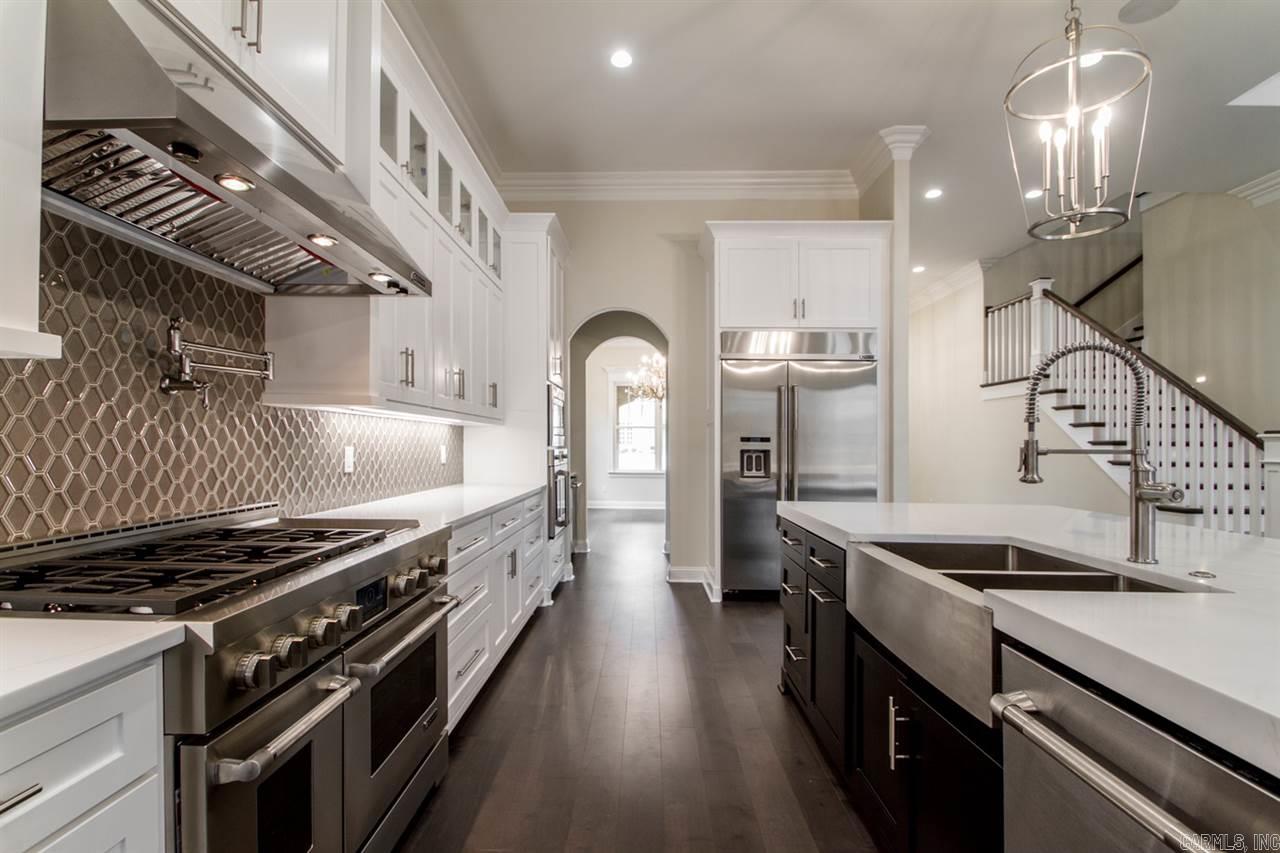 CHENAL VALLEY HALLEN COURT - Residential