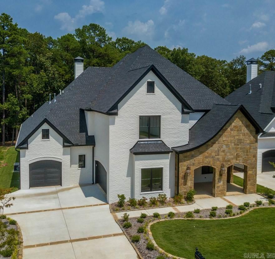CHENAL VALLEY HALLEN COURT - Residential