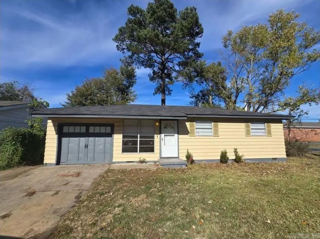 Cozy updated 3 bedroom, 1 bathroom home for rent