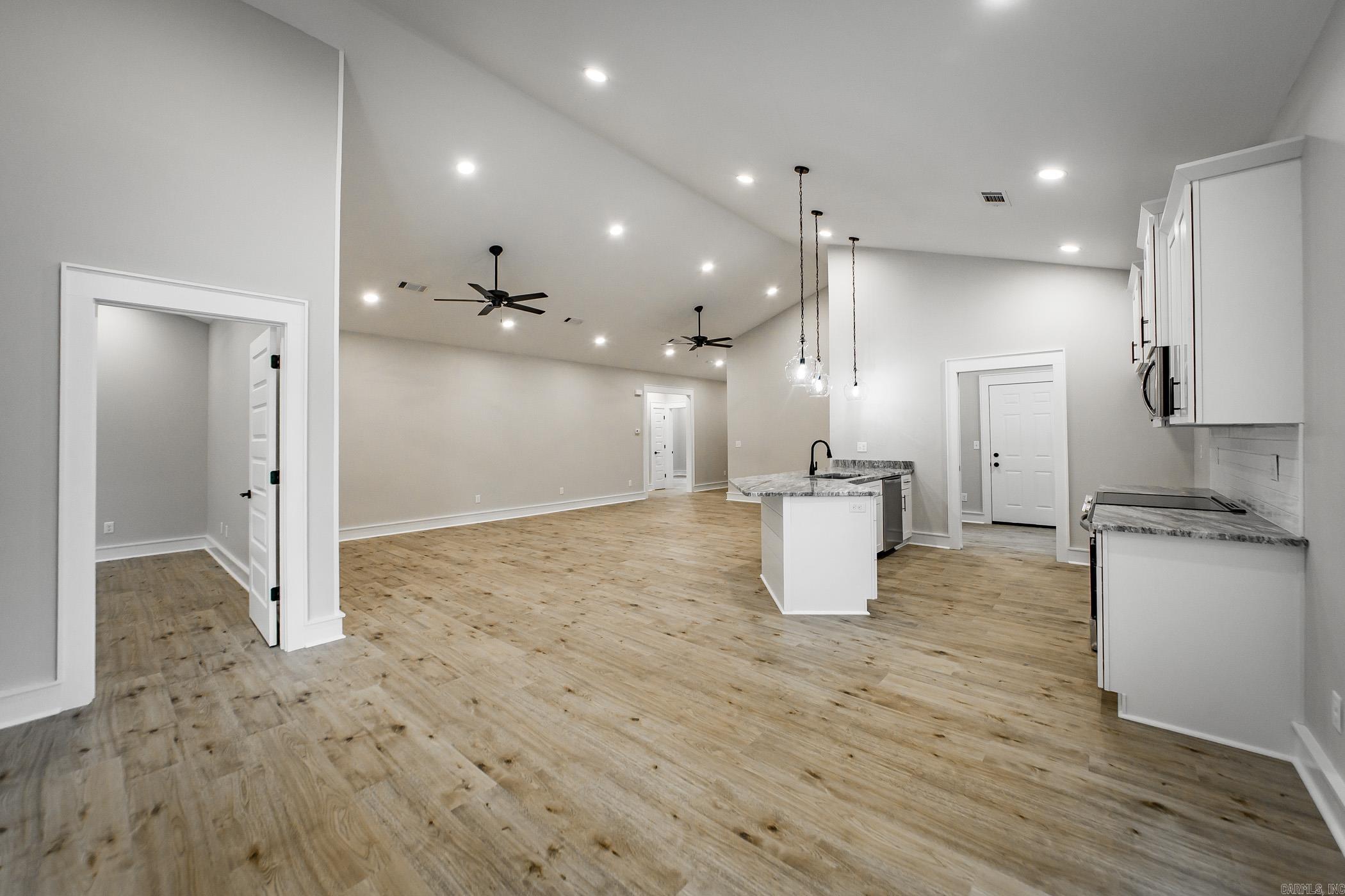 FOUST - Residential