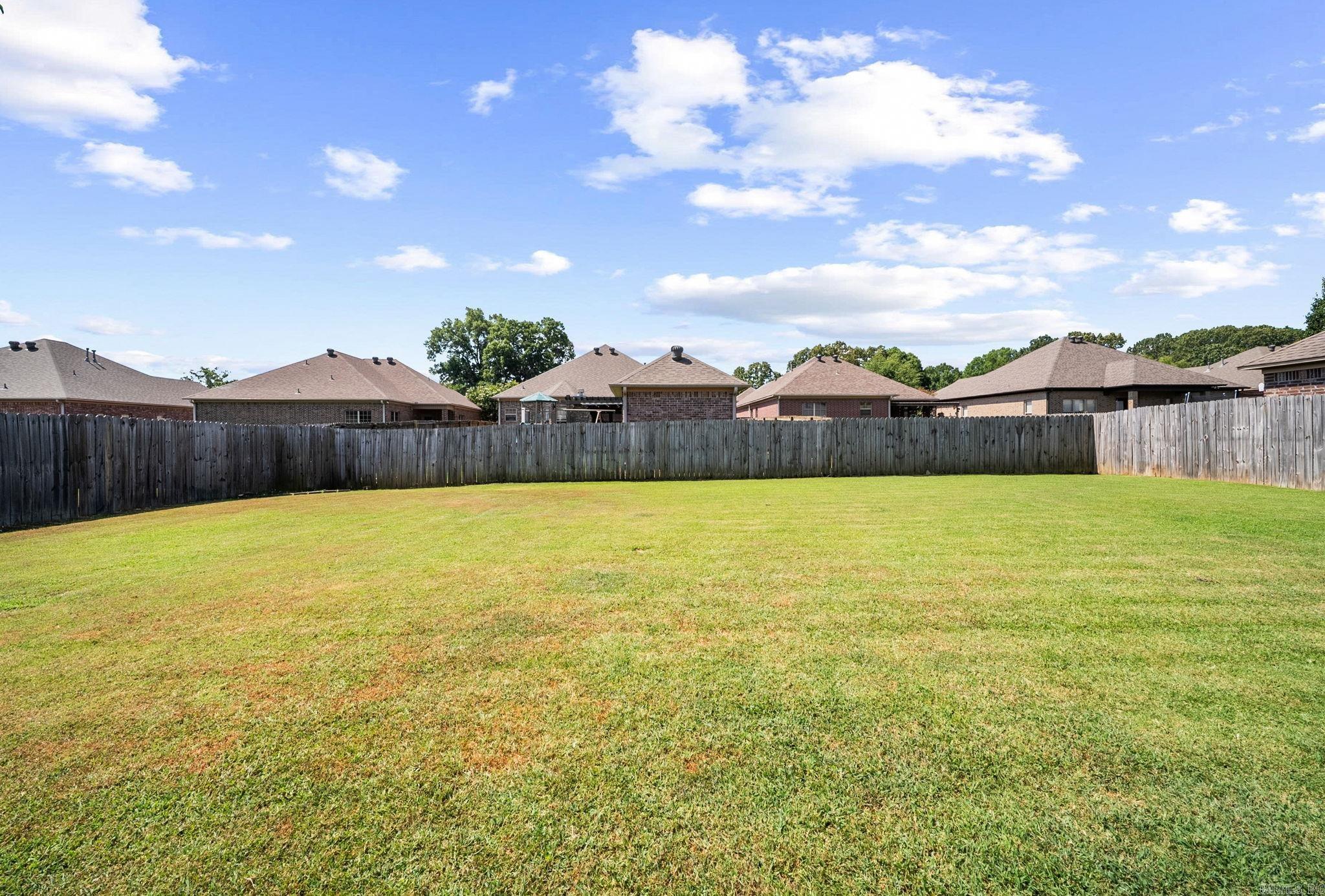 OAK TREE SUB - Residential
