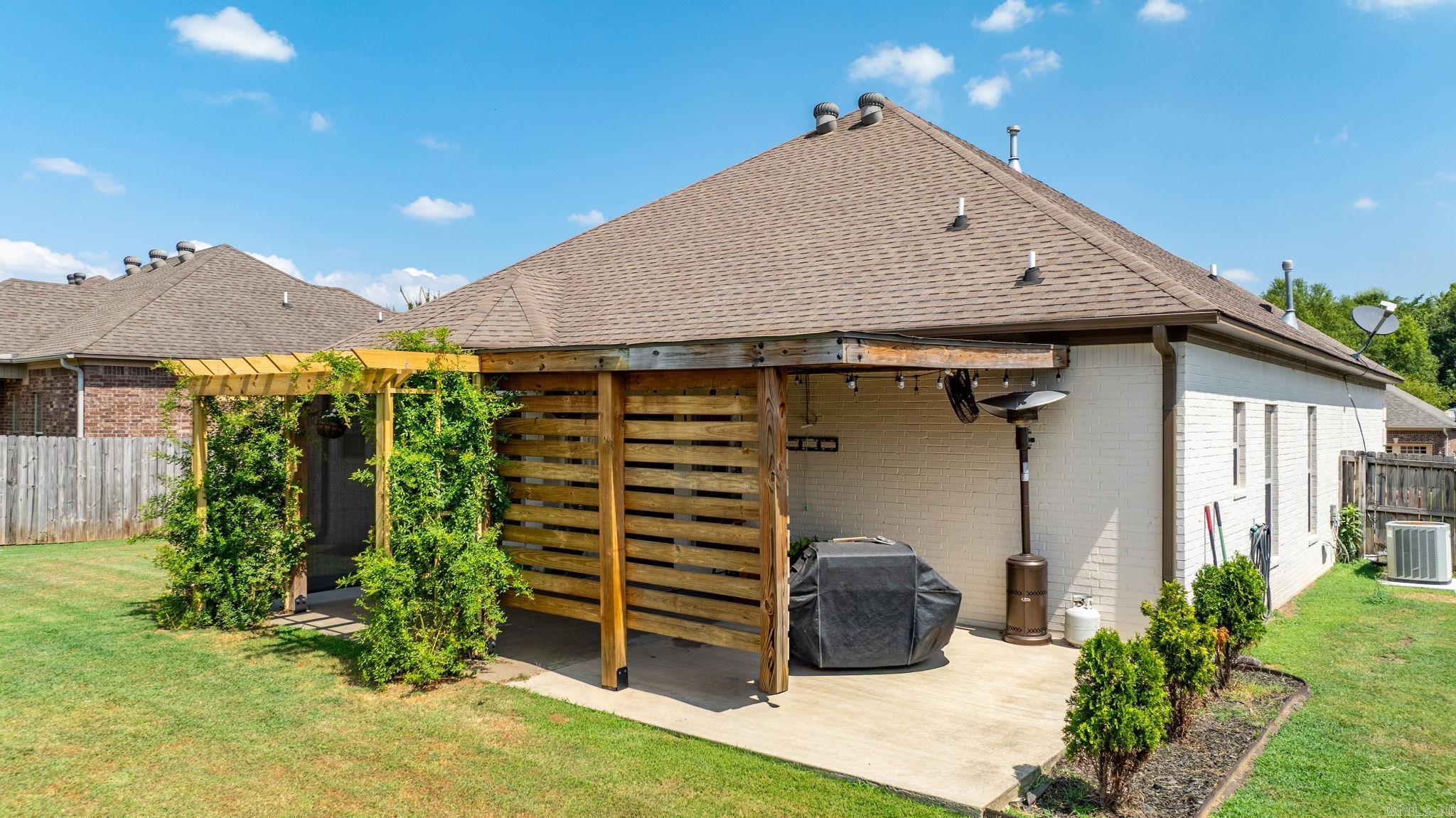 OAK TREE SUB - Residential