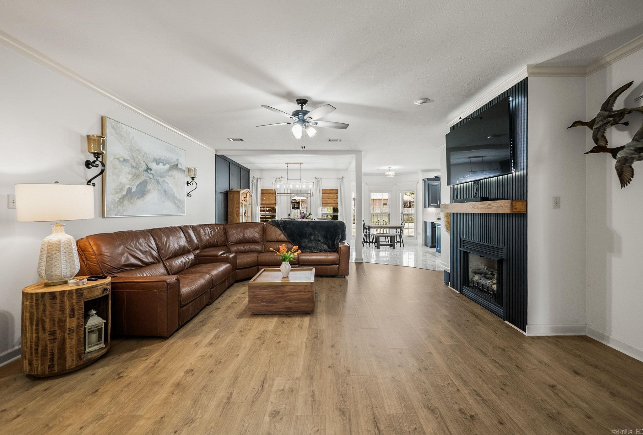 OAK TREE SUB - Residential