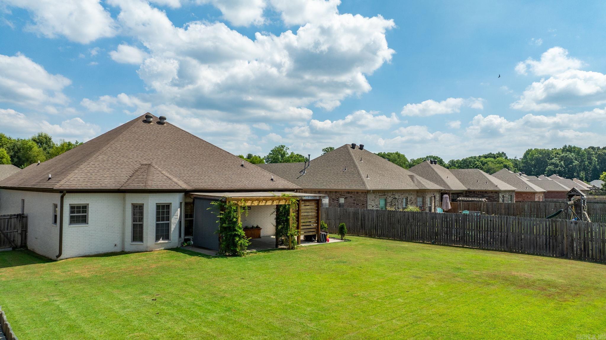 OAK TREE SUB - Residential