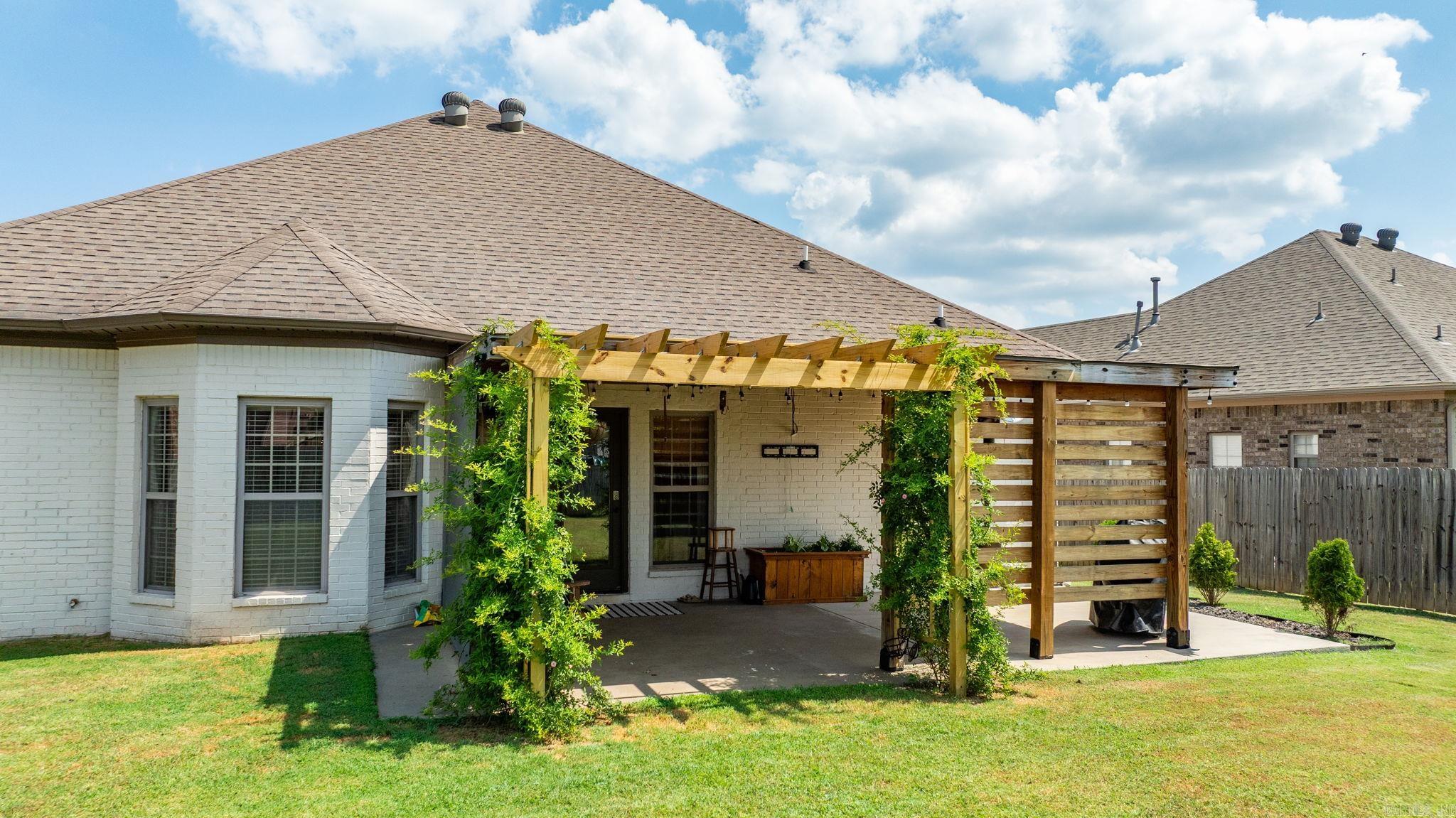 OAK TREE SUB - Residential