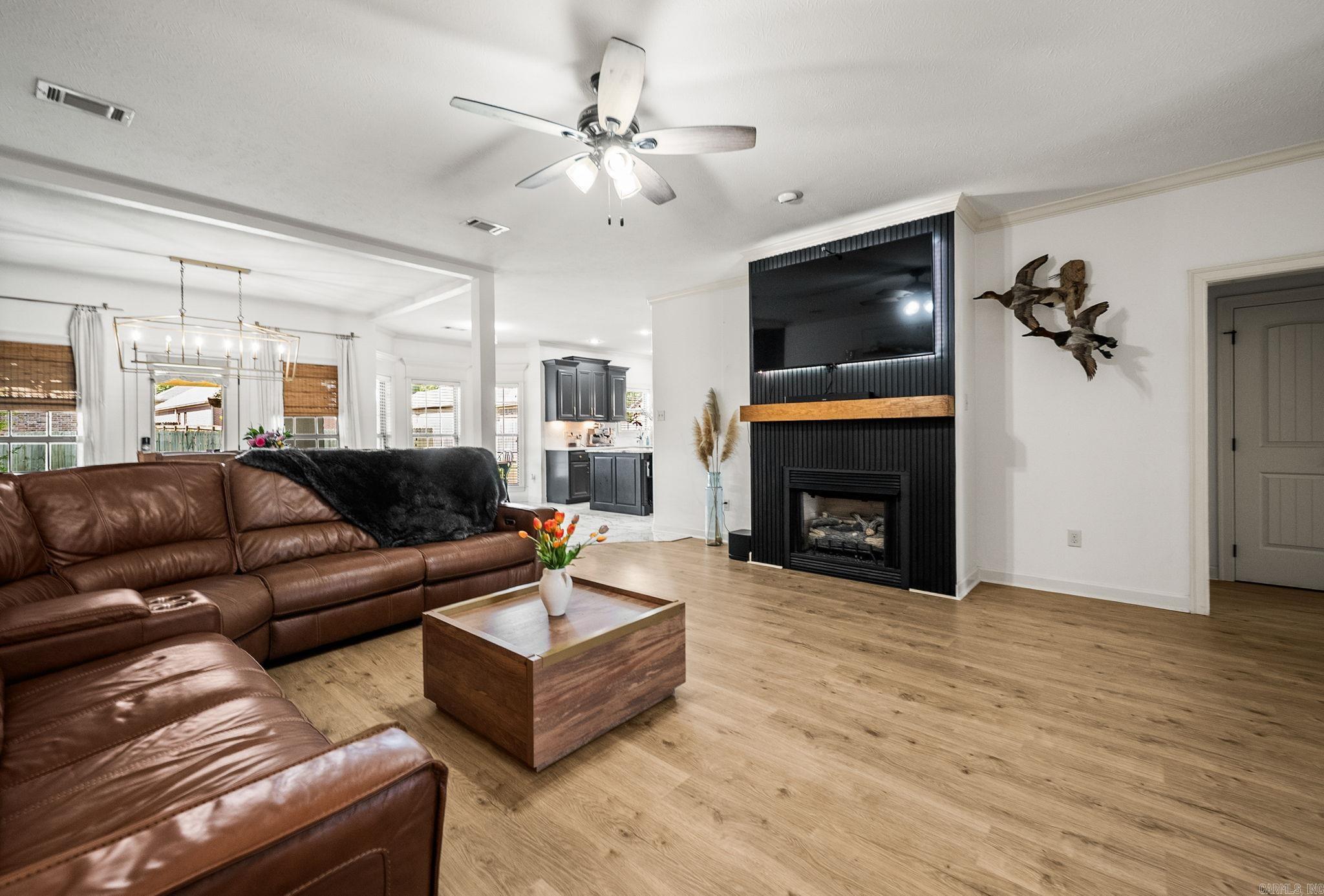 OAK TREE SUB - Residential