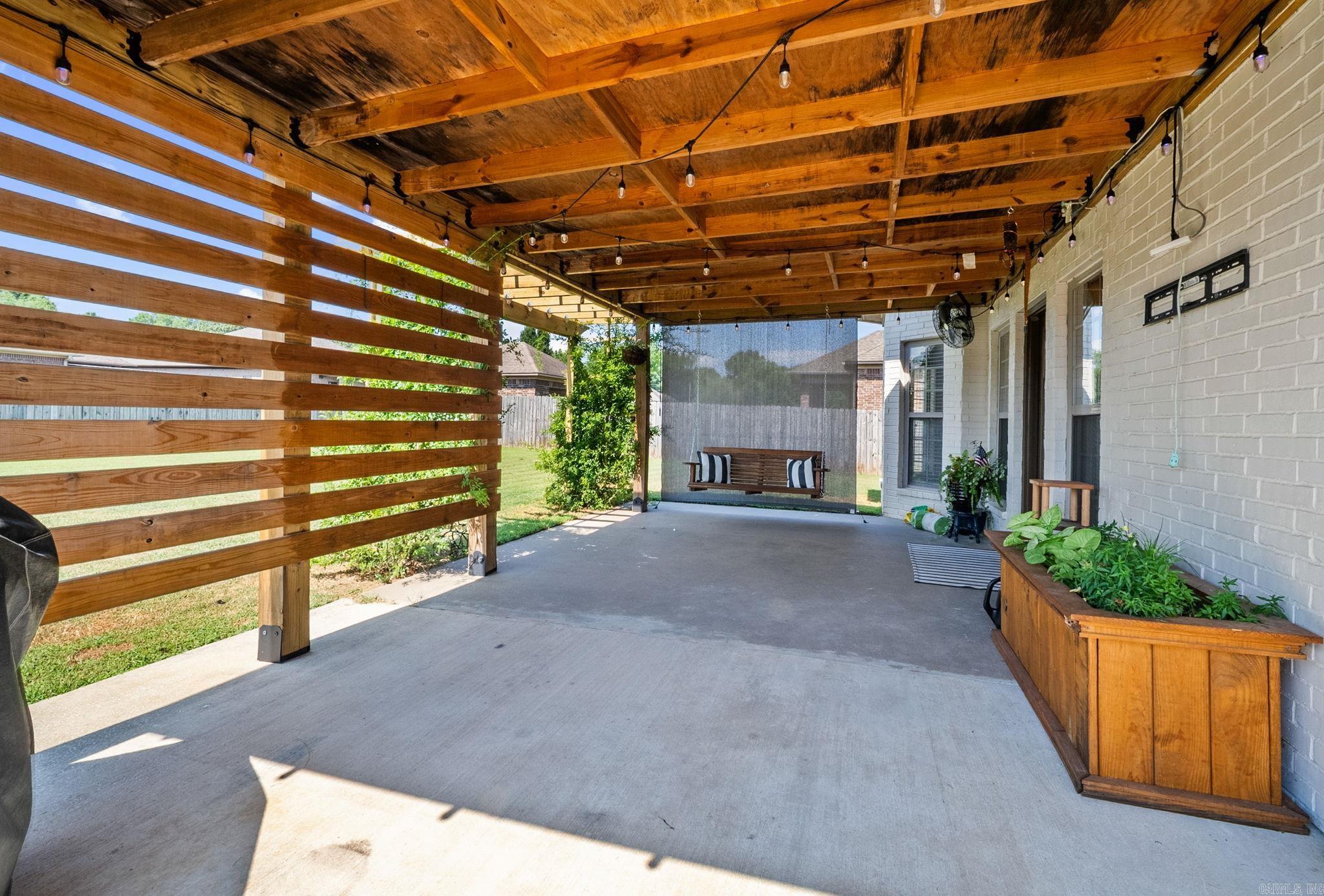 OAK TREE SUB - Residential