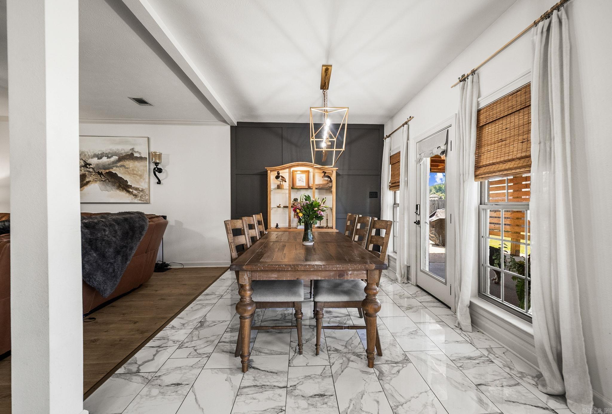 OAK TREE SUB - Residential