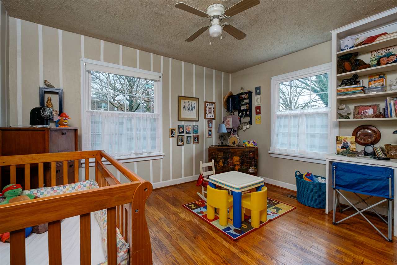 KINGWOOD PLACE - Residential