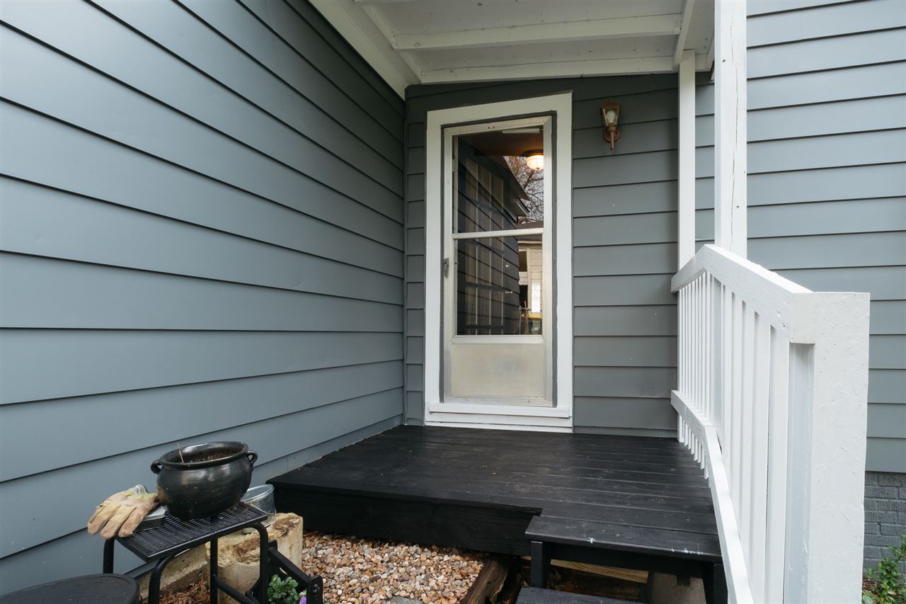 KINGWOOD PLACE - Residential