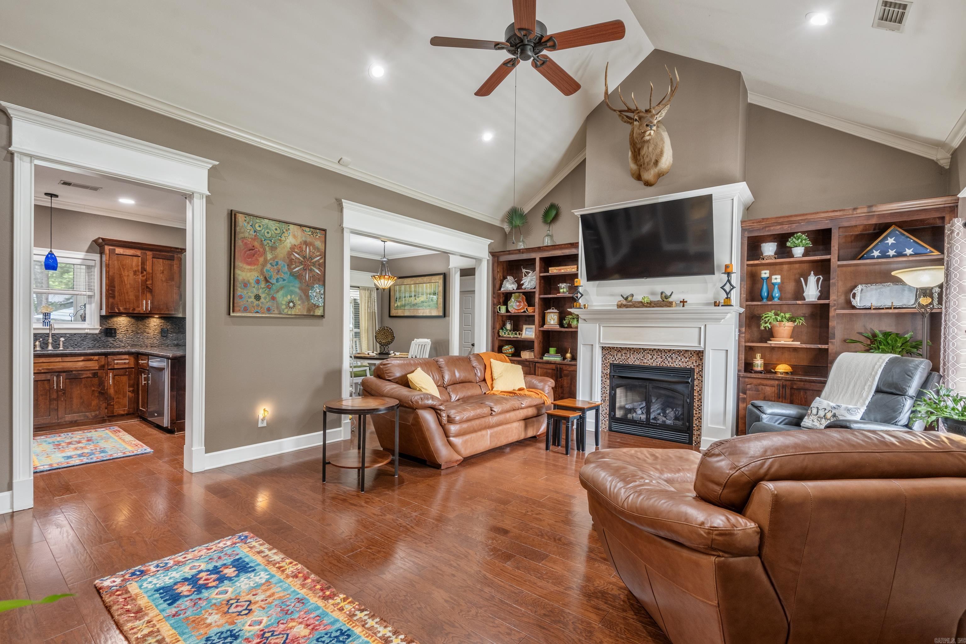 DAVIS BROTHERS - Residential