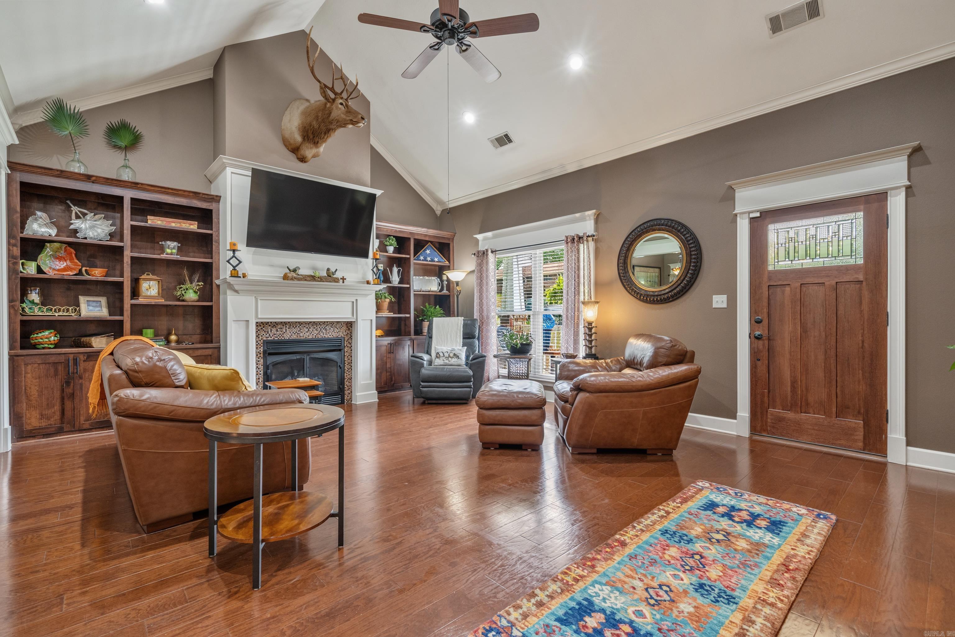 DAVIS BROTHERS - Residential