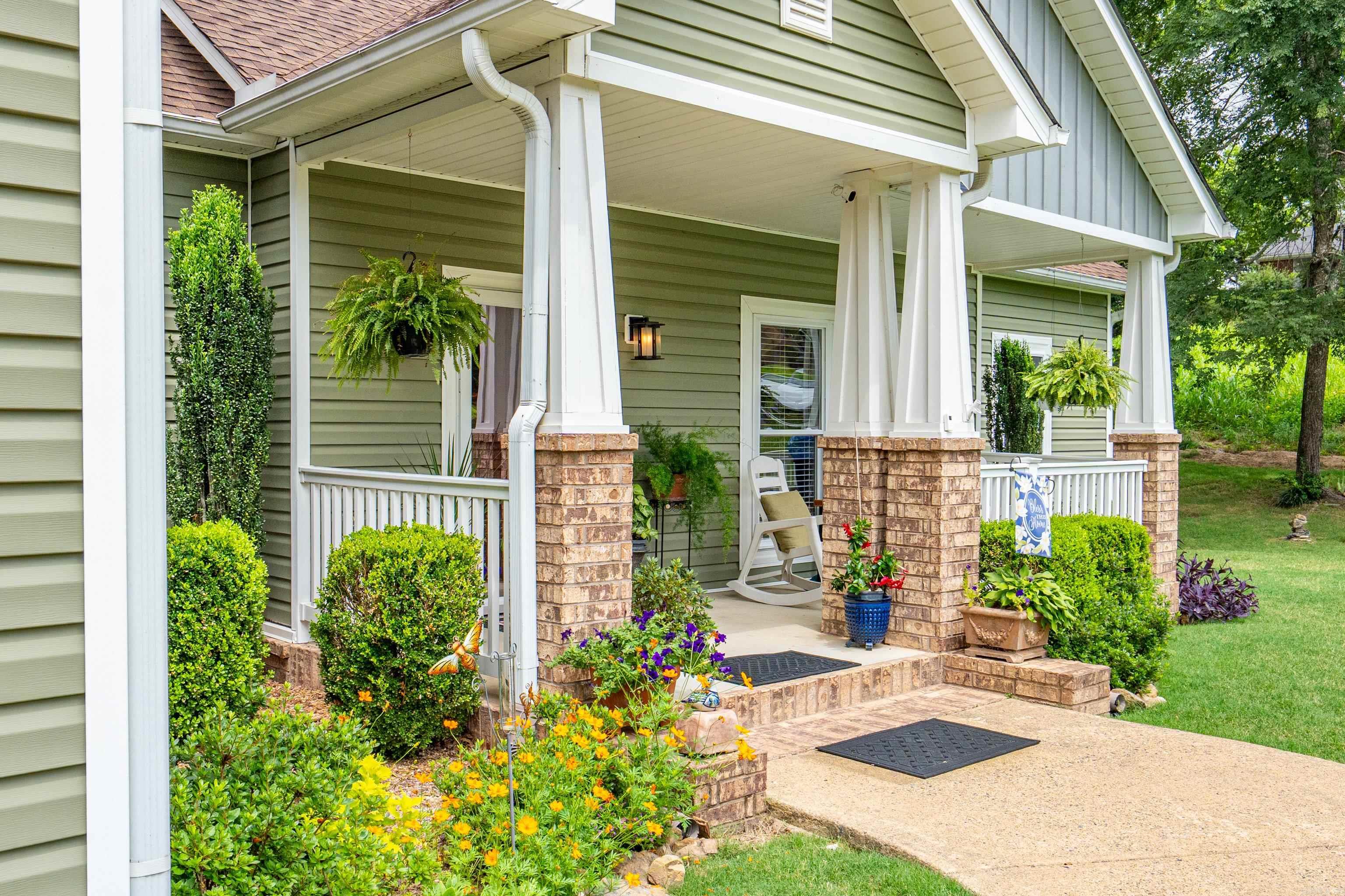 DAVIS BROTHERS - Residential