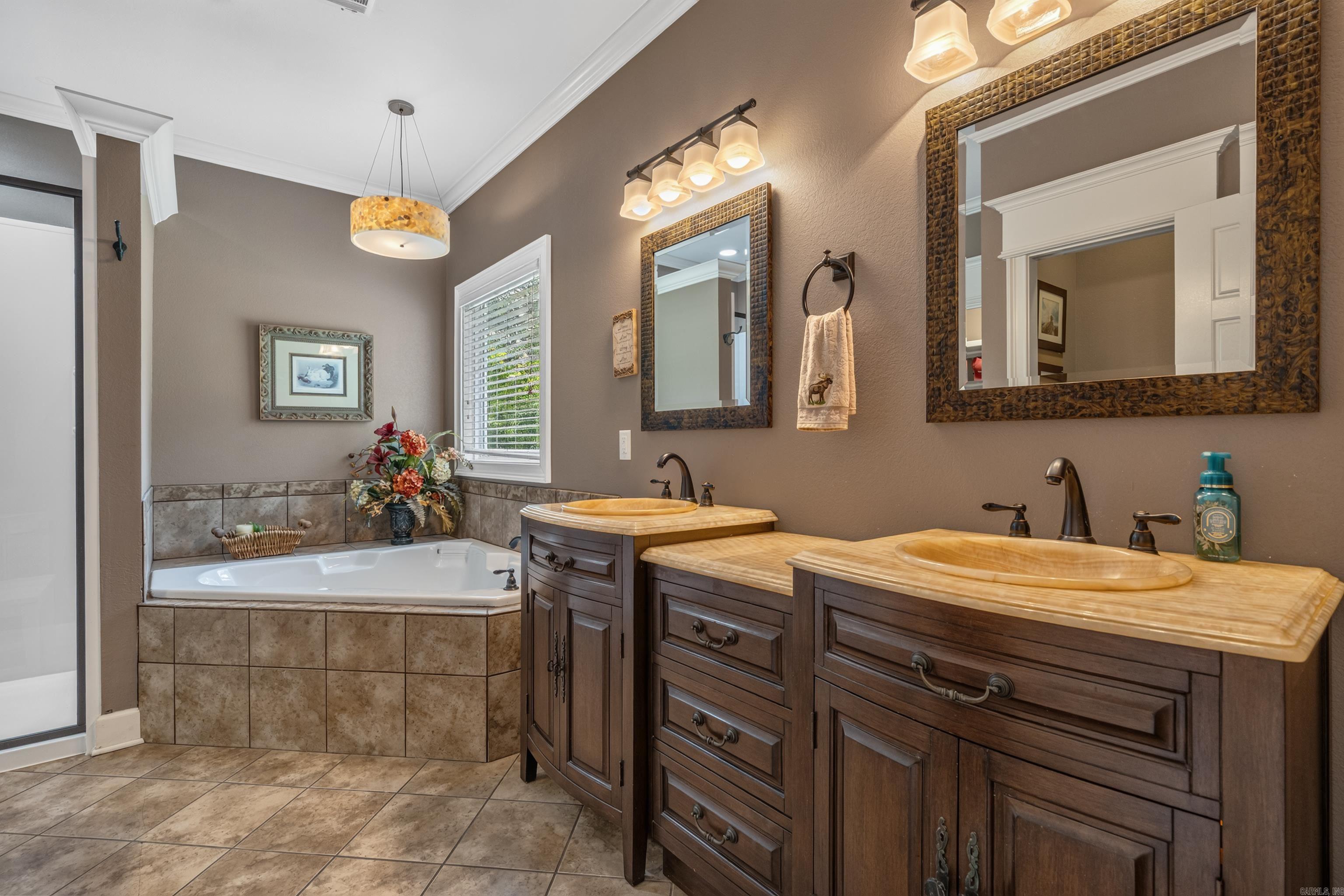 DAVIS BROTHERS - Residential
