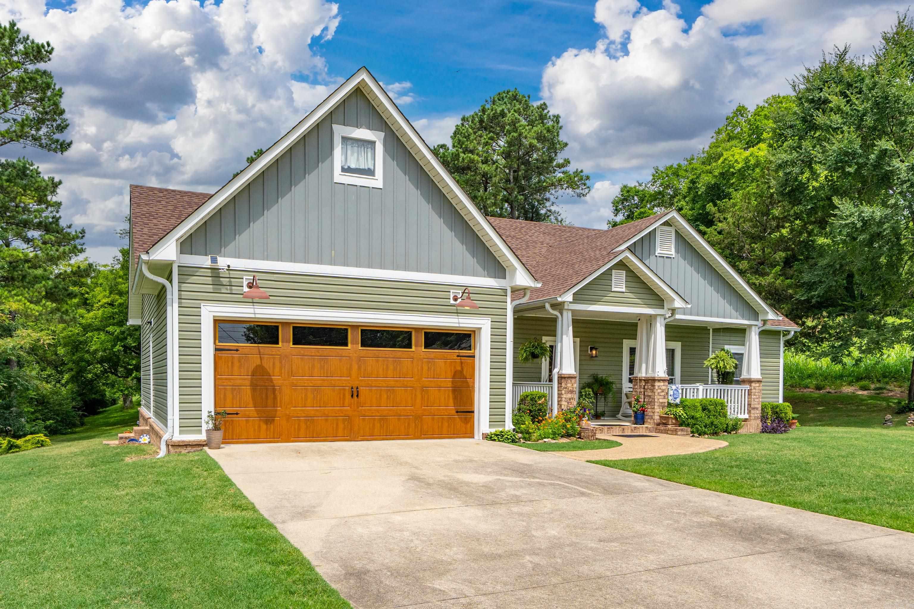 DAVIS BROTHERS - Residential