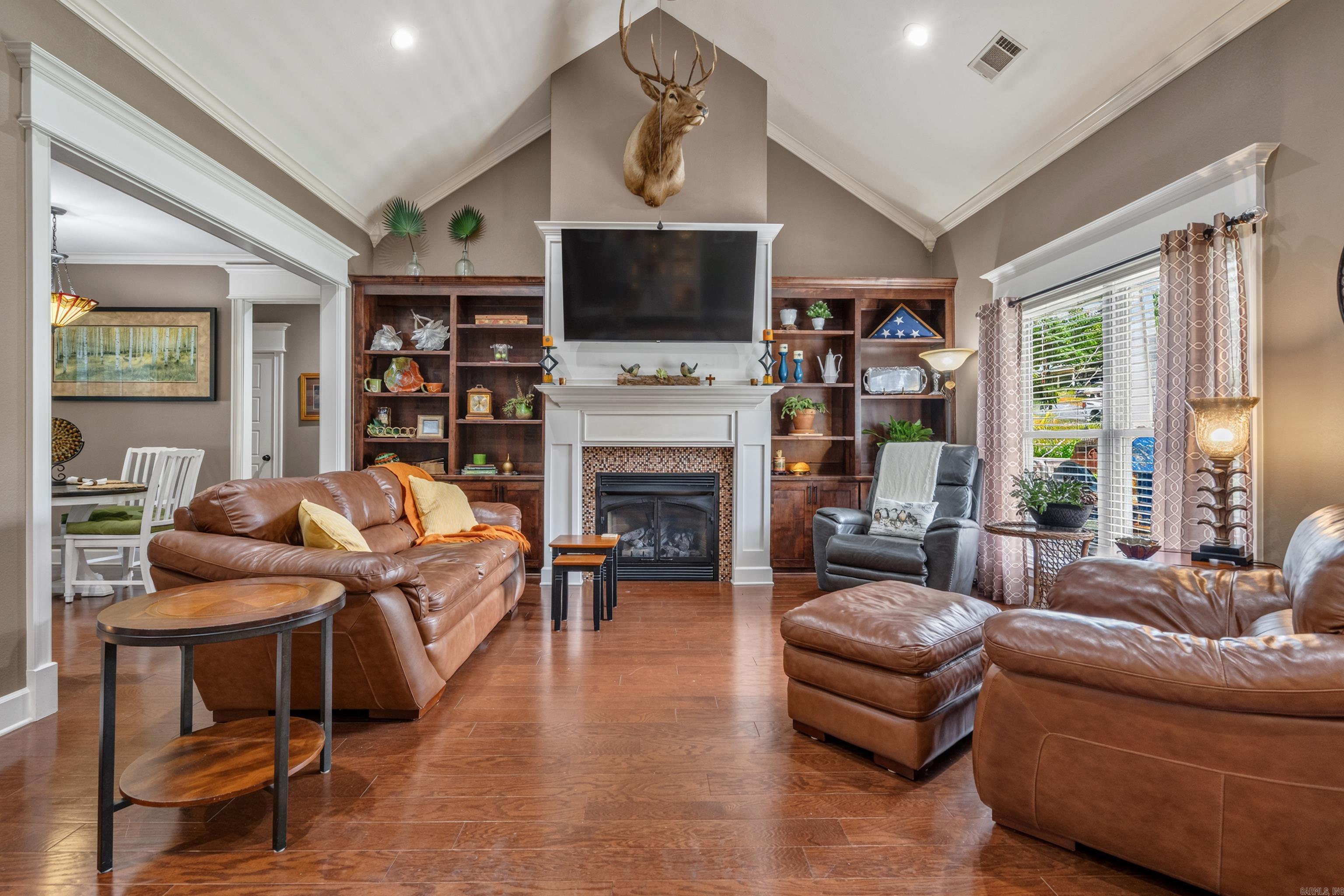 DAVIS BROTHERS - Residential