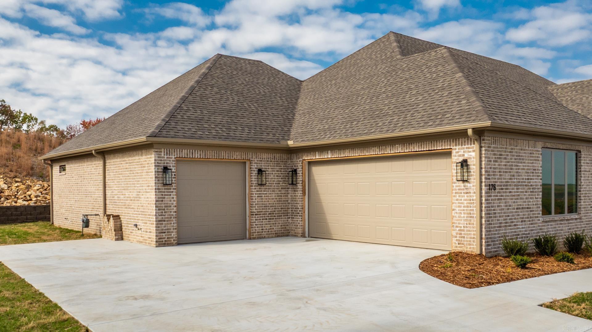 MAUMELLE VALLEY ESTATES - Residential
