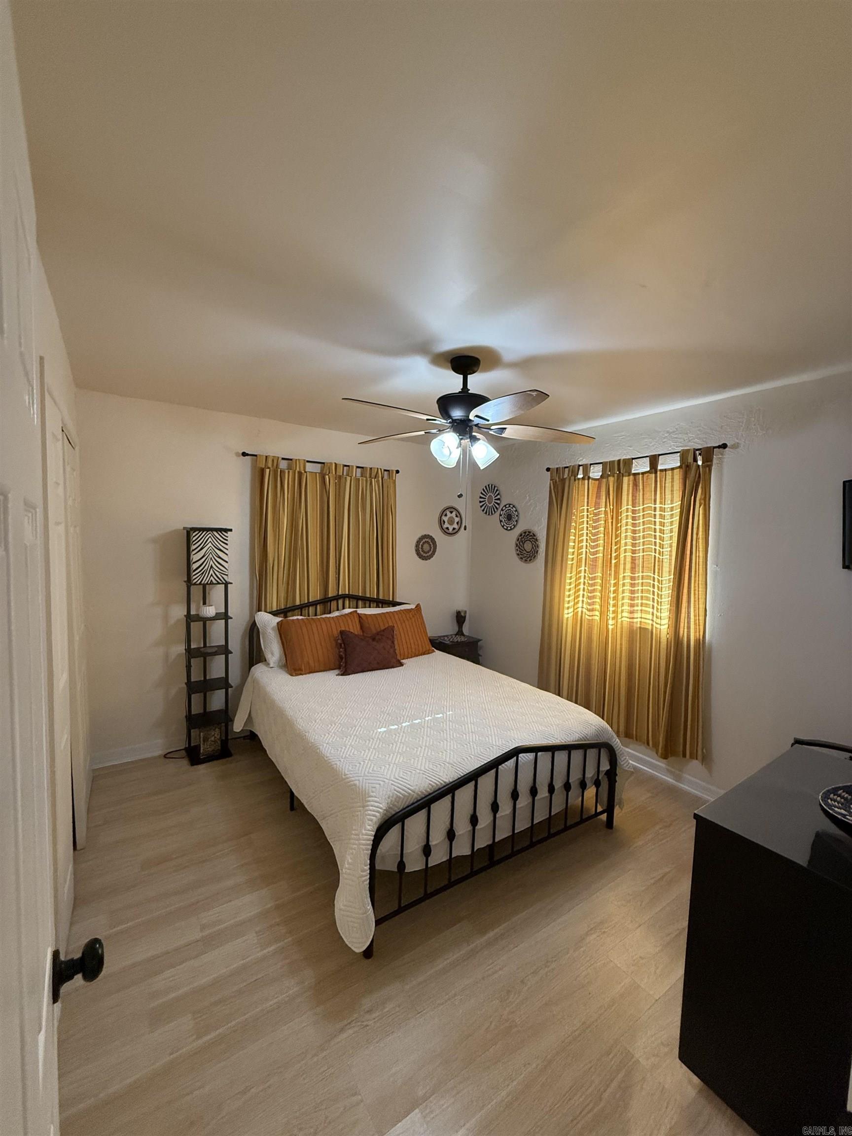 Oak View Annex #1 - Residential Lease
