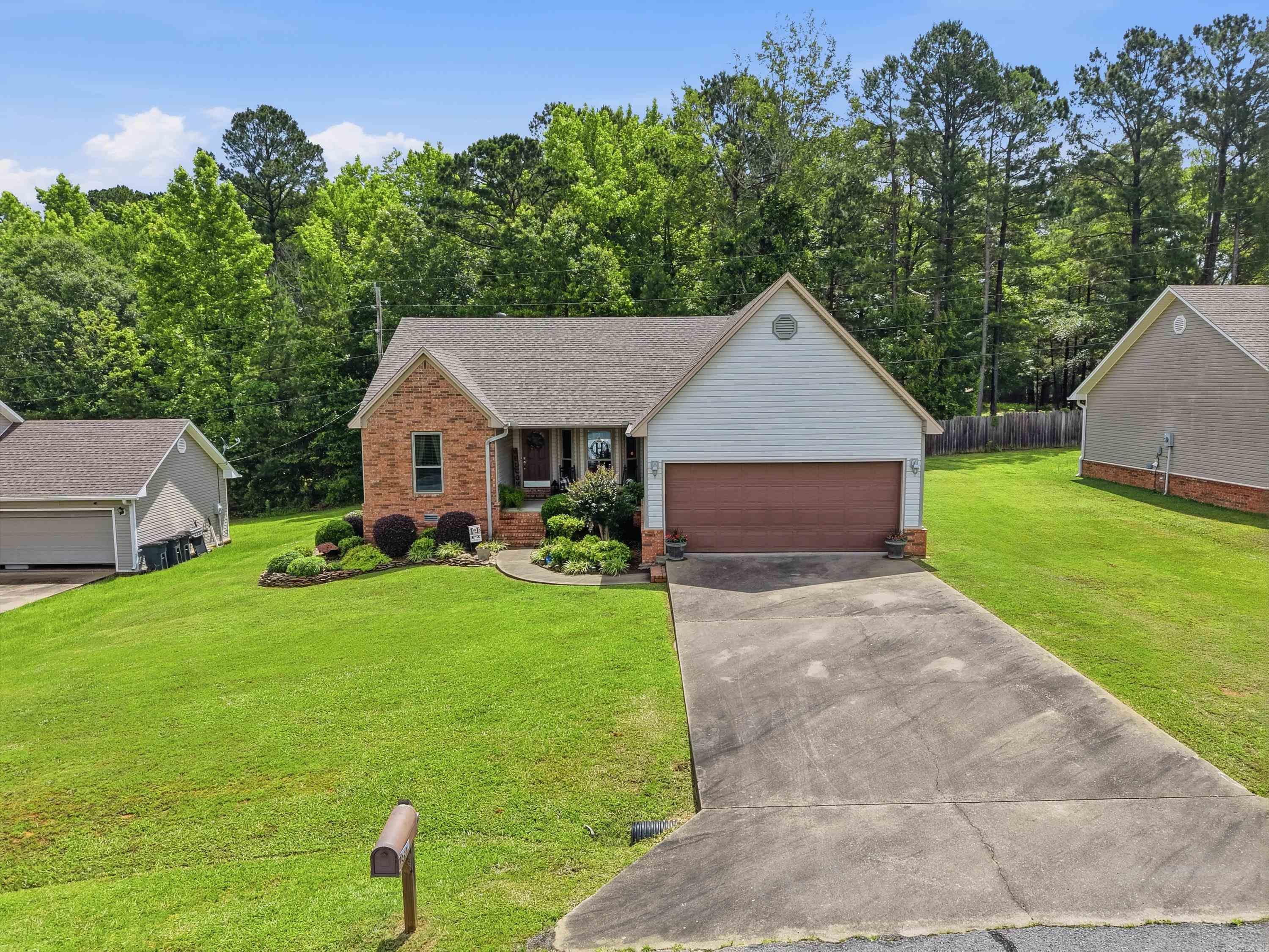 HORTON HILLS - Residential