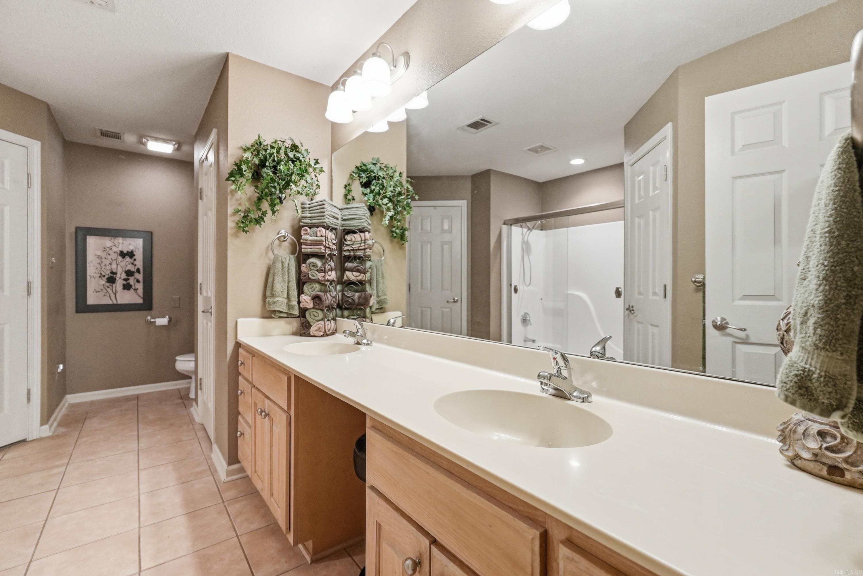 HORTON HILLS - Residential