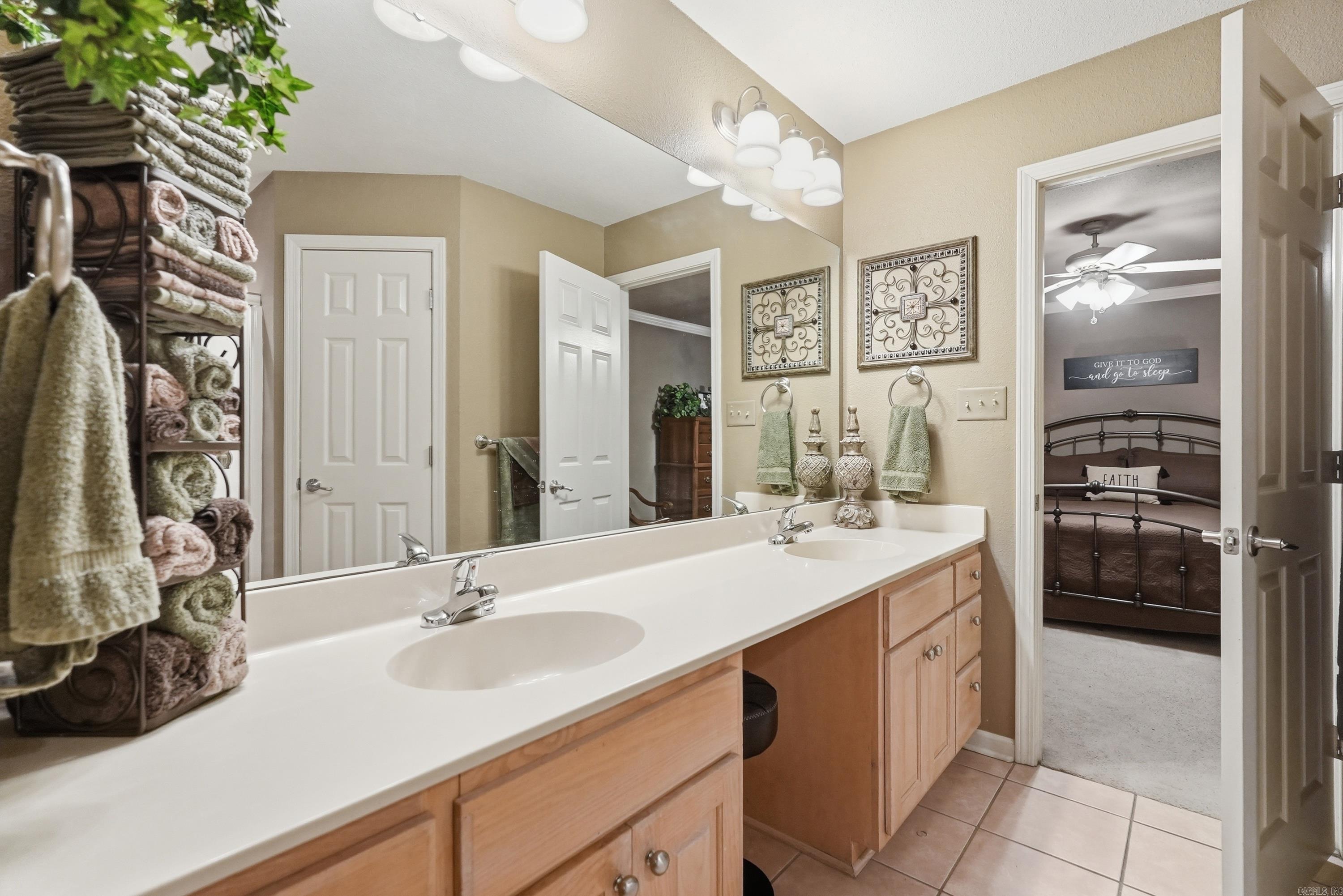 HORTON HILLS - Residential